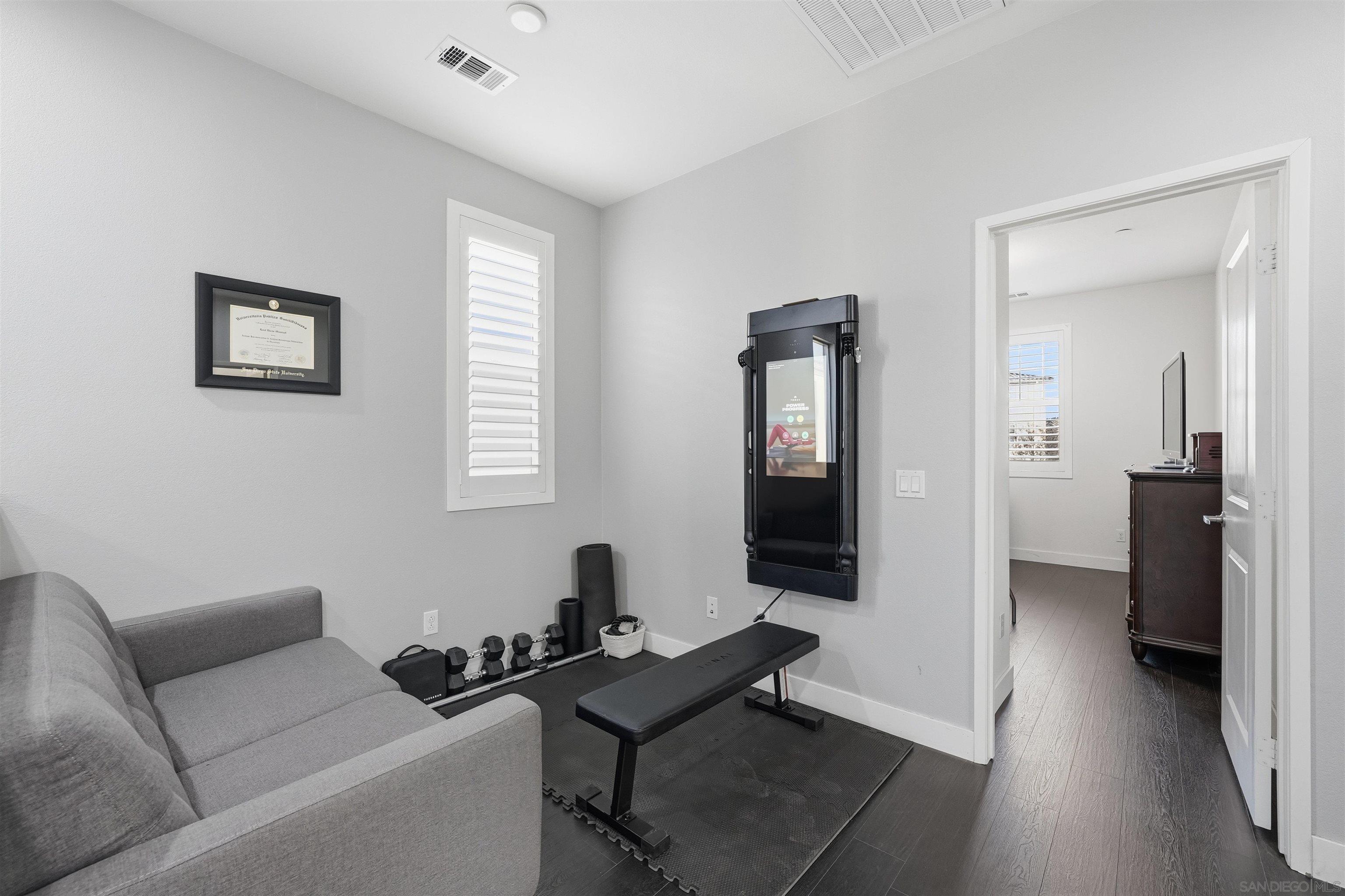 Detail Gallery Image 17 of 39 For 1740  San Eugenio, San Diego,  CA 92154 - 3 Beds | 2/1 Baths