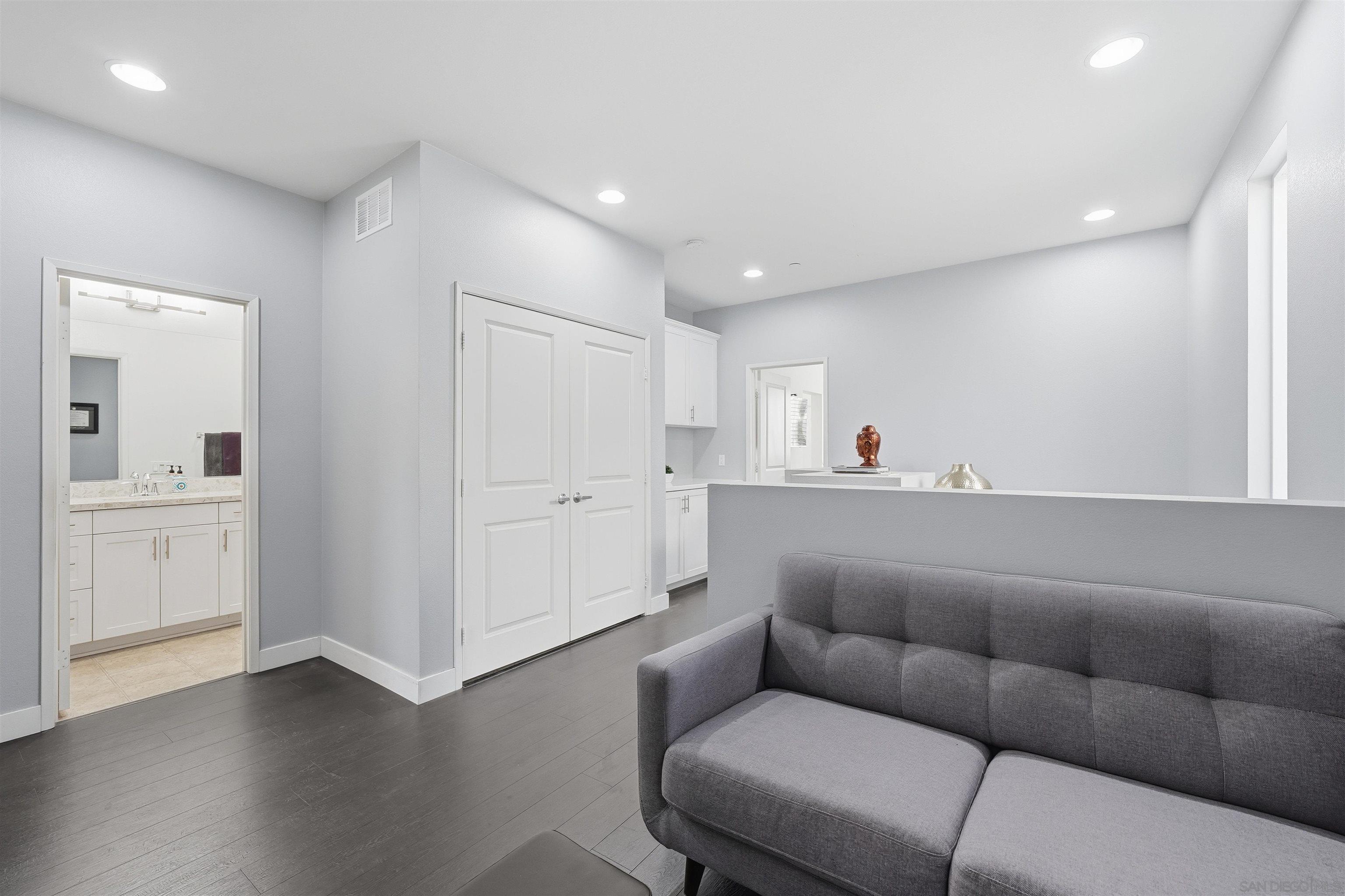 Detail Gallery Image 18 of 39 For 1740  San Eugenio, San Diego,  CA 92154 - 3 Beds | 2/1 Baths