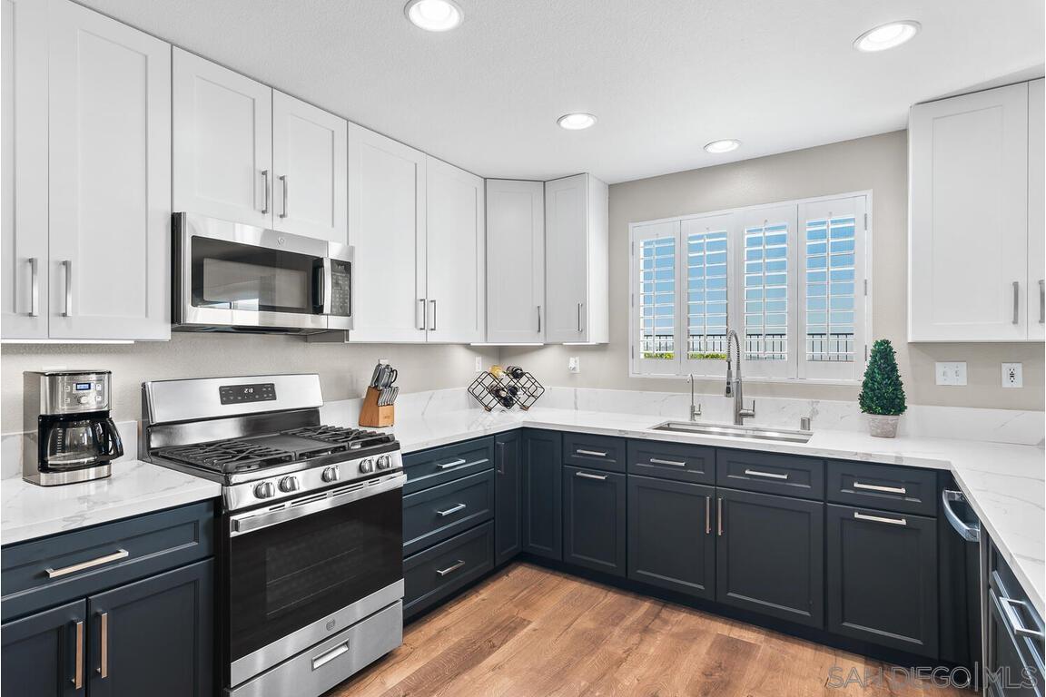 Detail Gallery Image 10 of 50 For 5648  Vista San Juanico, San Diego,  CA 92154 - 4 Beds | 2/1 Baths