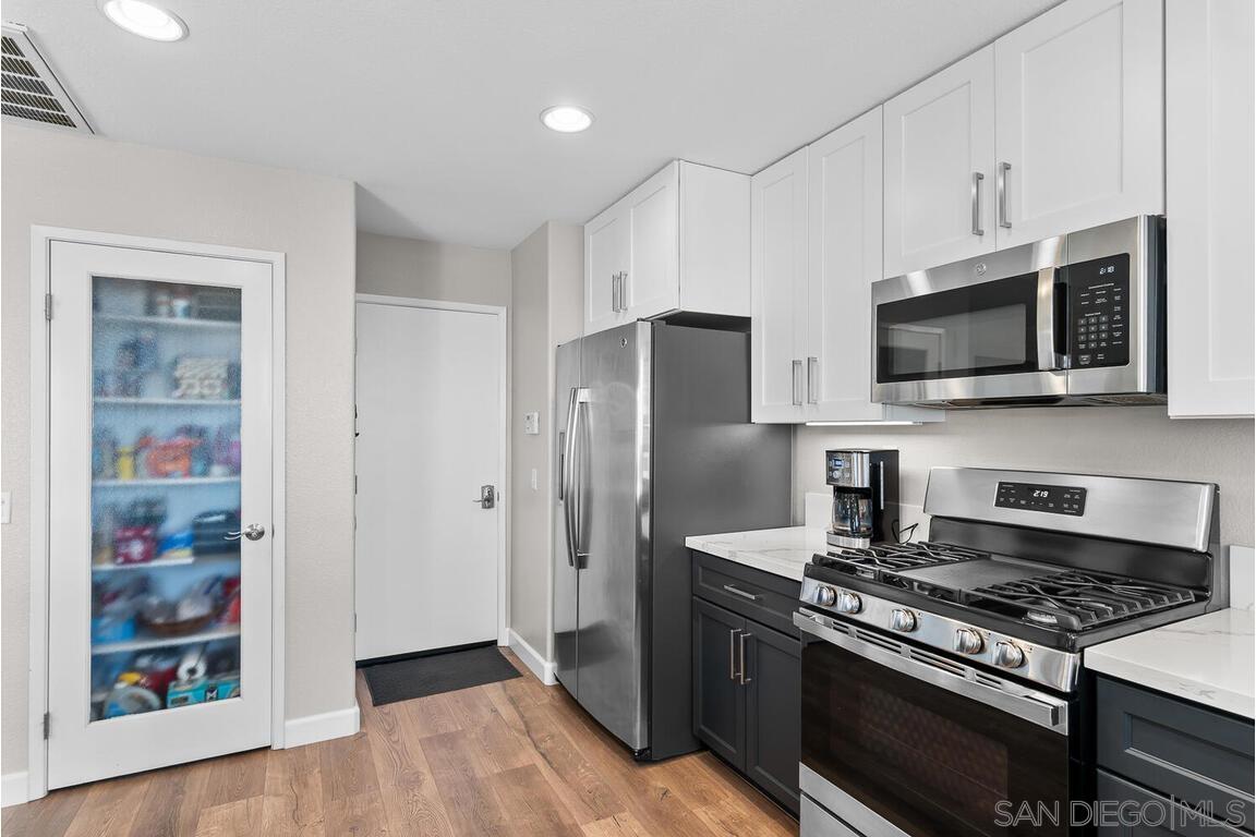 Detail Gallery Image 11 of 50 For 5648  Vista San Juanico, San Diego,  CA 92154 - 4 Beds | 2/1 Baths