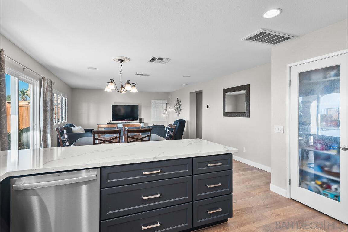 Detail Gallery Image 13 of 50 For 5648  Vista San Juanico, San Diego,  CA 92154 - 4 Beds | 2/1 Baths