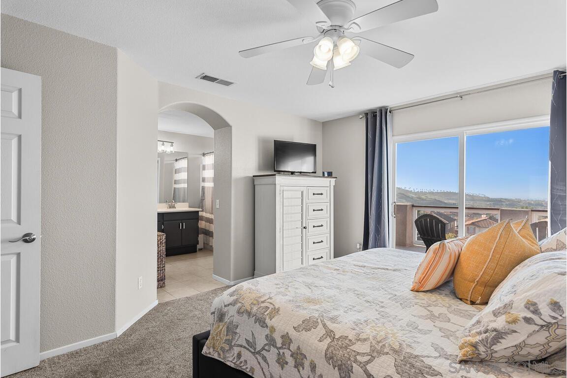 Detail Gallery Image 4 of 50 For 5648  Vista San Juanico, San Diego,  CA 92154 - 4 Beds | 2/1 Baths