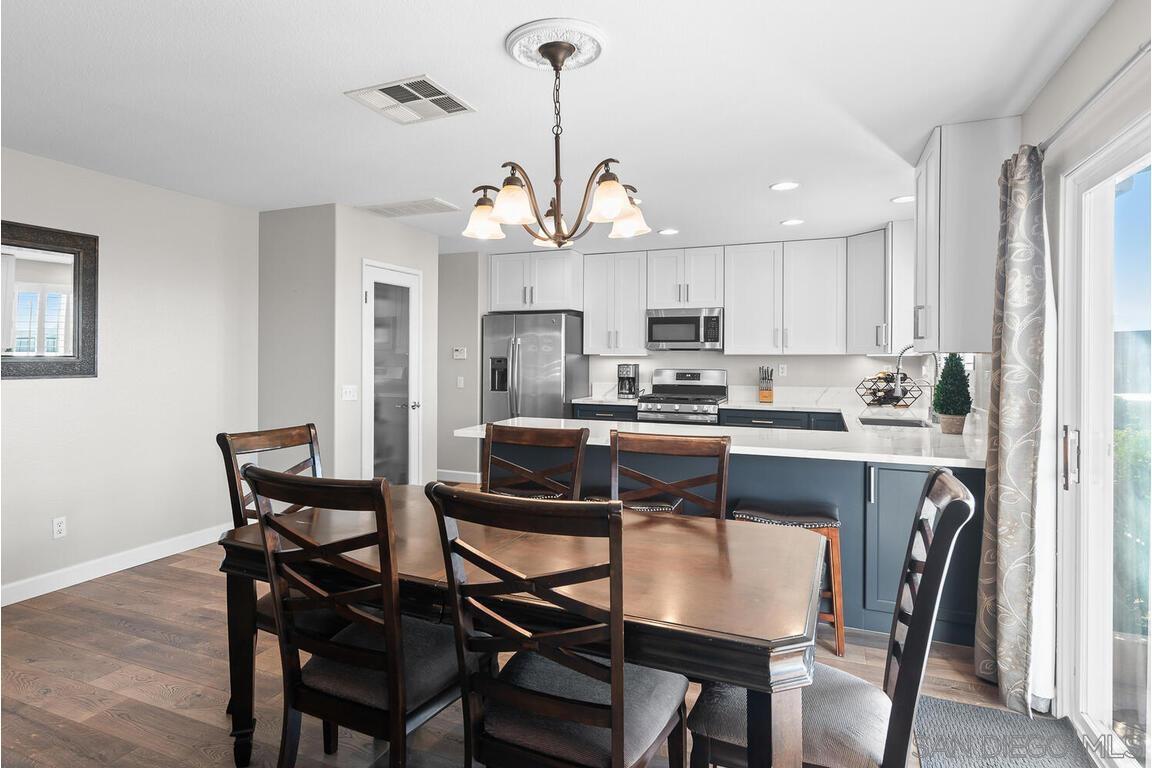 Detail Gallery Image 7 of 50 For 5648  Vista San Juanico, San Diego,  CA 92154 - 4 Beds | 2/1 Baths