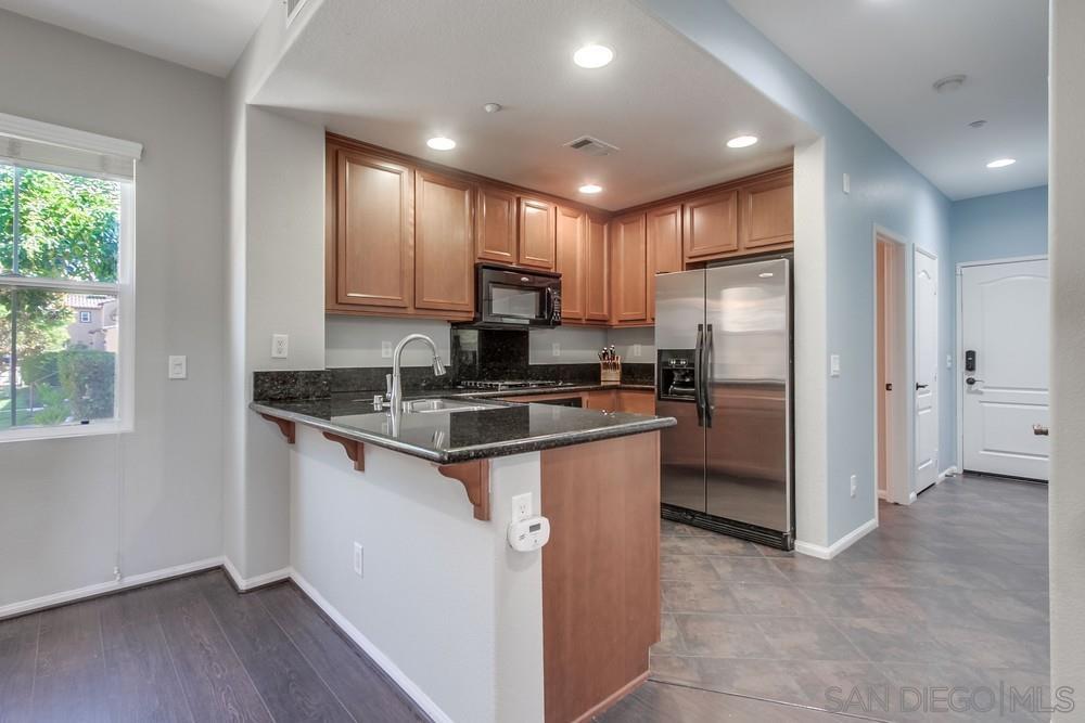 Detail Gallery Image 16 of 40 For 17022  Calle Trevino  #13,  San Diego,  CA 92127 - 2 Beds | 2/1 Baths