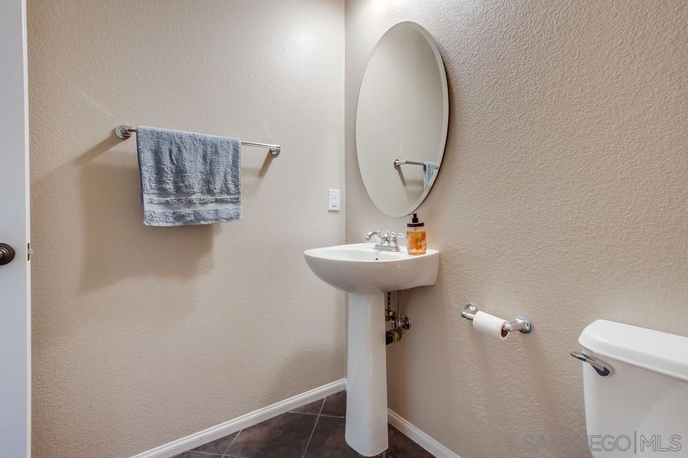 Detail Gallery Image 21 of 40 For 17022  Calle Trevino  #13,  San Diego,  CA 92127 - 2 Beds | 2/1 Baths