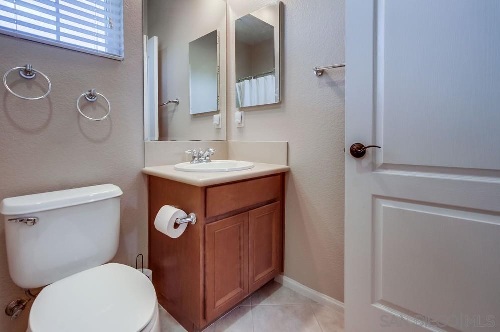 Detail Gallery Image 28 of 40 For 17022  Calle Trevino  #13,  San Diego,  CA 92127 - 2 Beds | 2/1 Baths