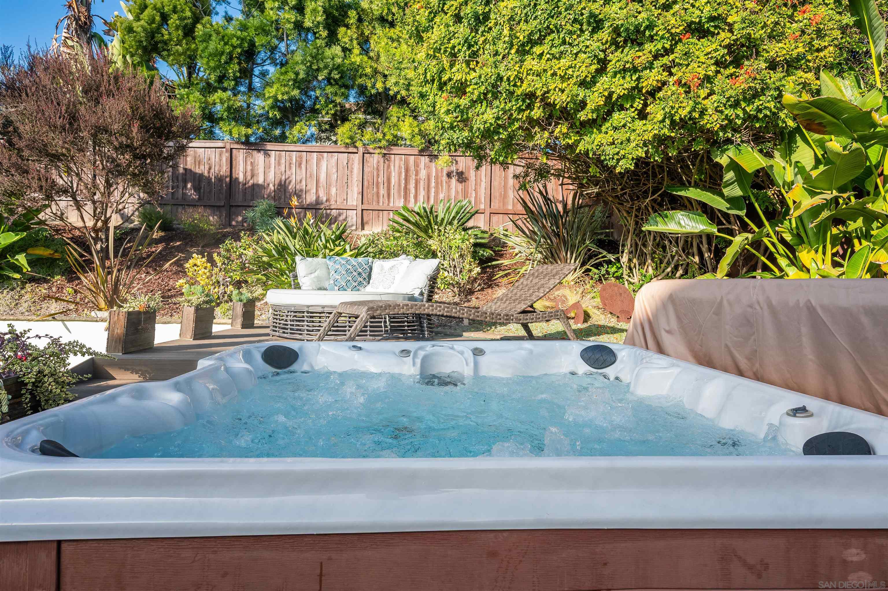 Detail Gallery Image 16 of 45 For 756  Fieldstone Lane, Encinitas,  CA 92024 - 4 Beds | 3 Baths