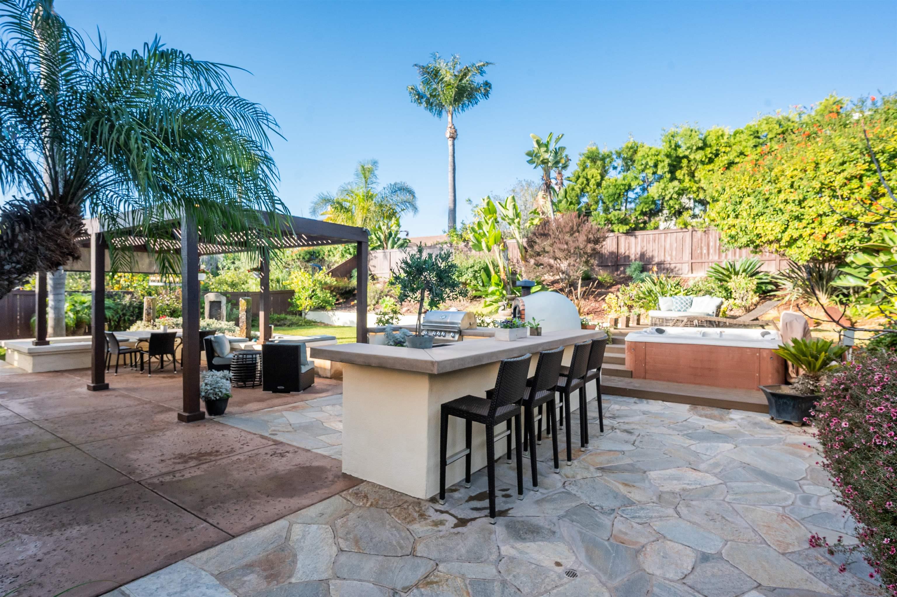 Detail Gallery Image 7 of 43 For 756  Fieldstone Lane, Encinitas,  CA 92024 - 4 Beds | 3 Baths