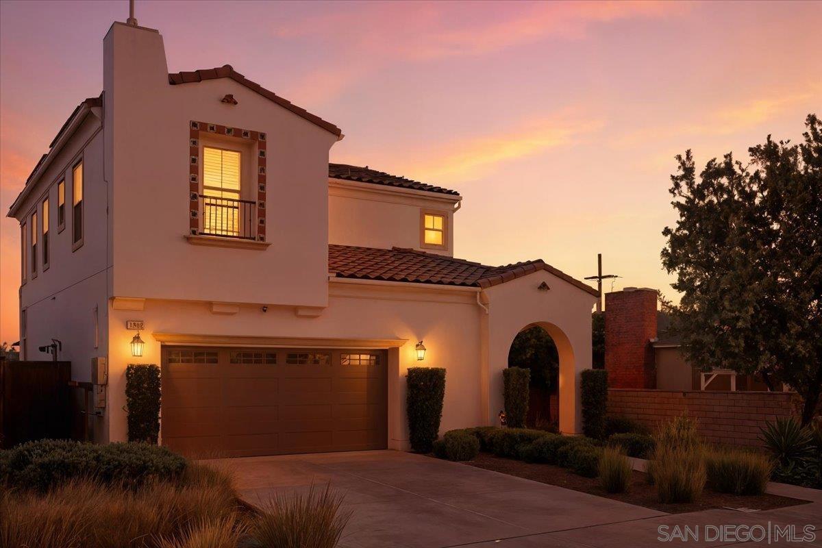 Front Image Thumbnail for SD250045923