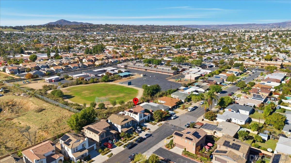 Detail Gallery Image 16 of 56 For 1302  Lorna Ave, El Cajon,  CA 92020 - 3 Beds | 2/1 Baths