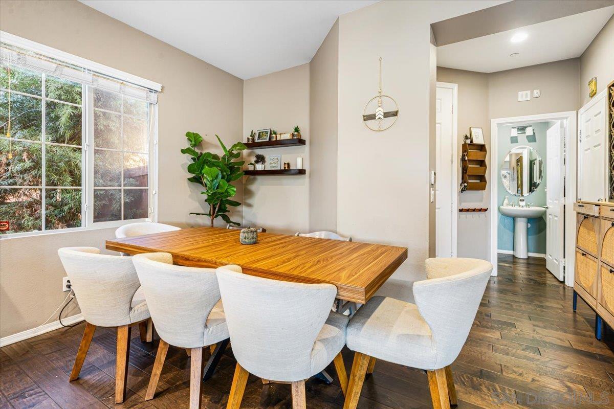 Detail Gallery Image 18 of 56 For 1302  Lorna Ave, El Cajon,  CA 92020 - 3 Beds | 2/1 Baths