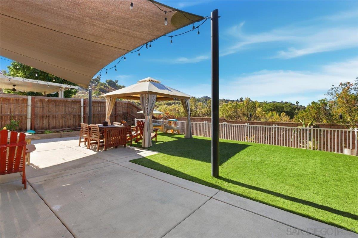 Detail Gallery Image 40 of 56 For 1302  Lorna Ave, El Cajon,  CA 92020 - 3 Beds | 2/1 Baths