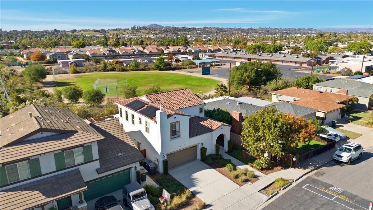 Detail Gallery Image 5 of 56 For 1302  Lorna Ave, El Cajon,  CA 92020 - 3 Beds | 2/1 Baths