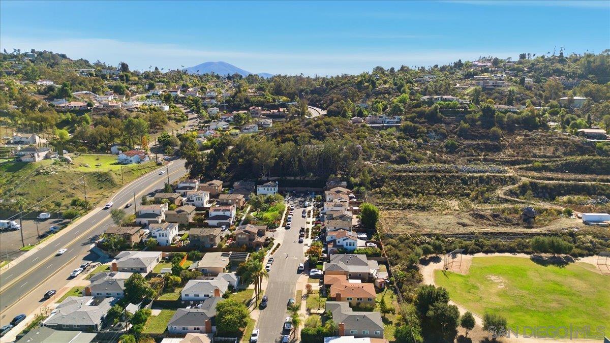 Detail Gallery Image 54 of 56 For 1302  Lorna Ave, El Cajon,  CA 92020 - 3 Beds | 2/1 Baths