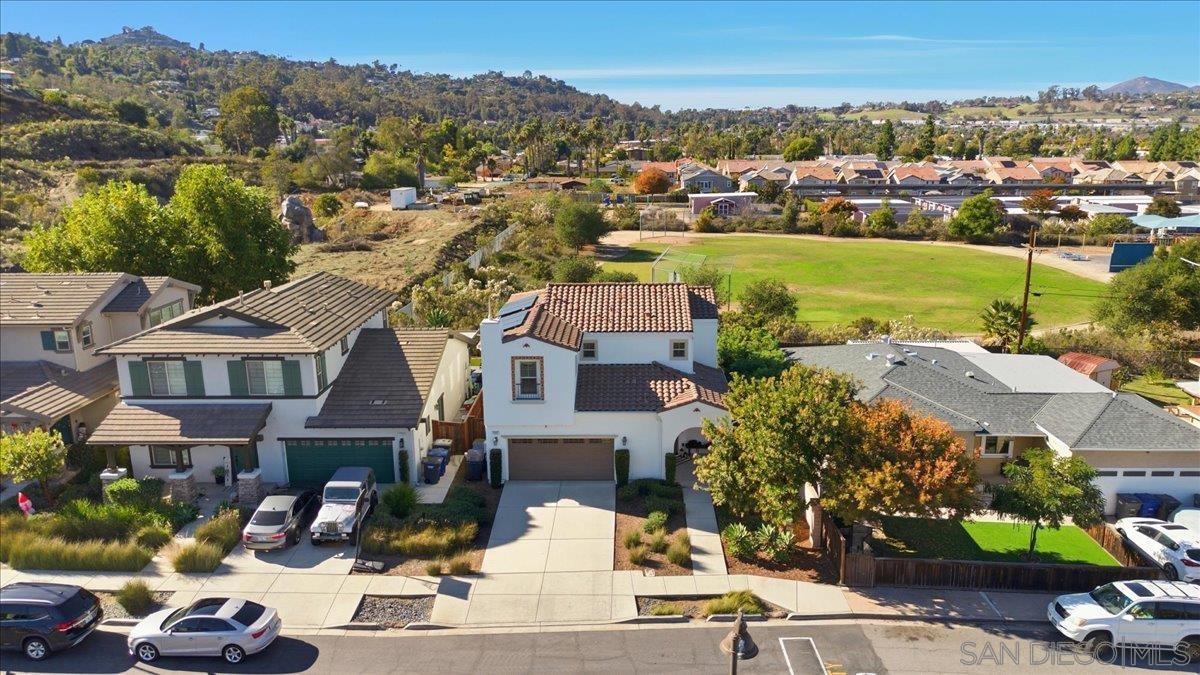 Detail Gallery Image 7 of 56 For 1302  Lorna Ave, El Cajon,  CA 92020 - 3 Beds | 2/1 Baths