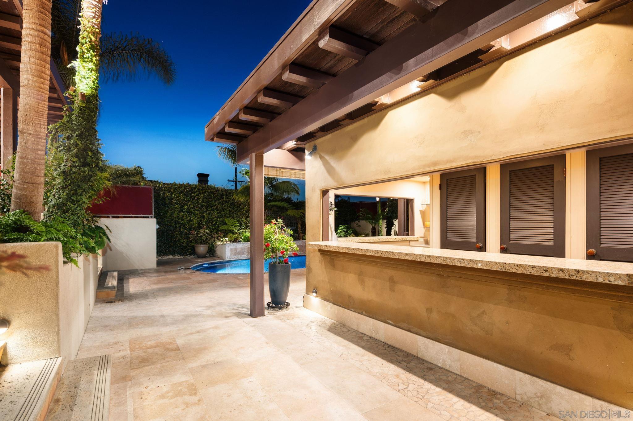 Detail Gallery Image 23 of 58 For 1728  West Lewis, San Diego,  CA 92103 - 6 Beds | 4/1 Baths