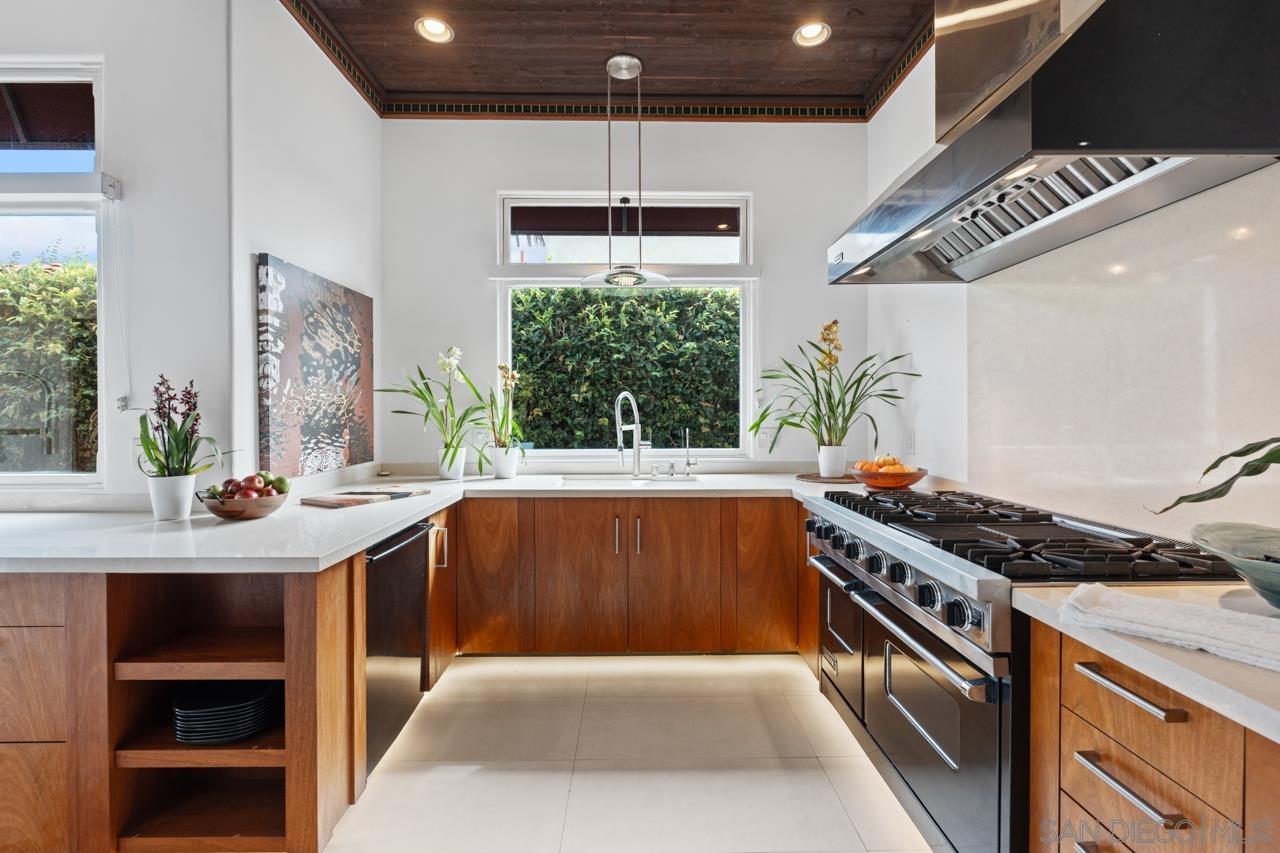 Detail Gallery Image 5 of 24 For 1728  West Lewis, San Diego,  CA 92103 - 6 Beds | 4/1 Baths