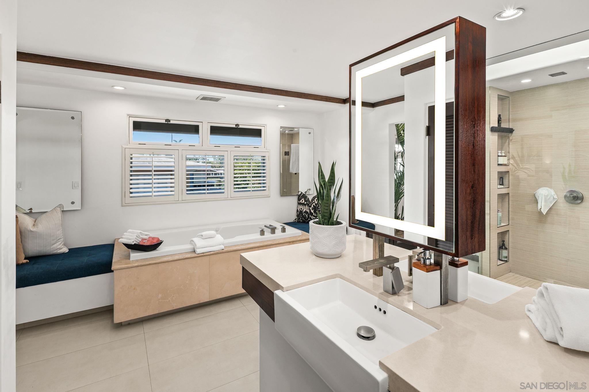 Detail Gallery Image 49 of 58 For 1728  West Lewis, San Diego,  CA 92103 - 6 Beds | 4/1 Baths