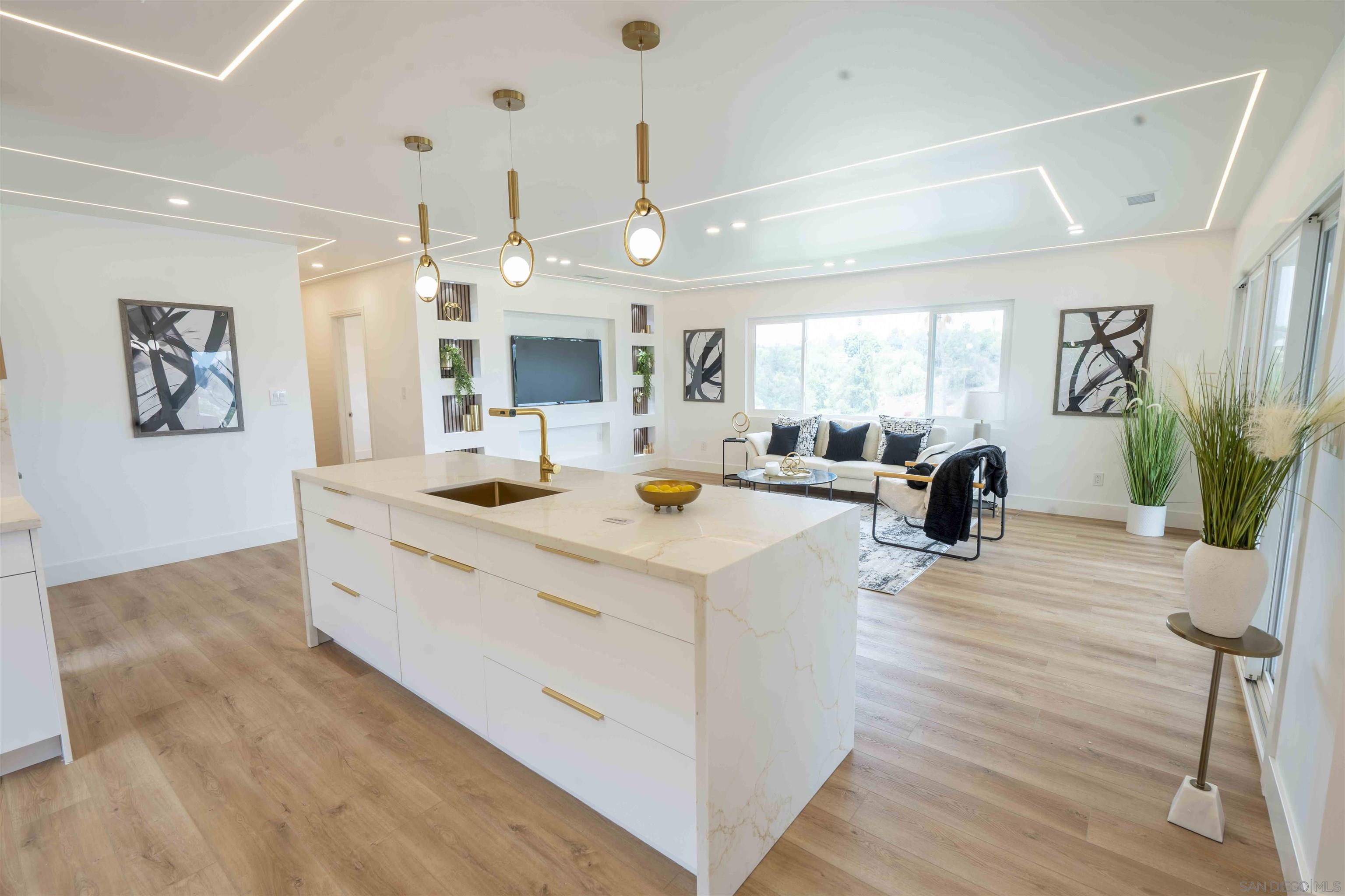 Detail Gallery Image 13 of 68 For 11078  Puebla Dr, La Mesa,  CA 91941 - 4 Beds | 2 Baths