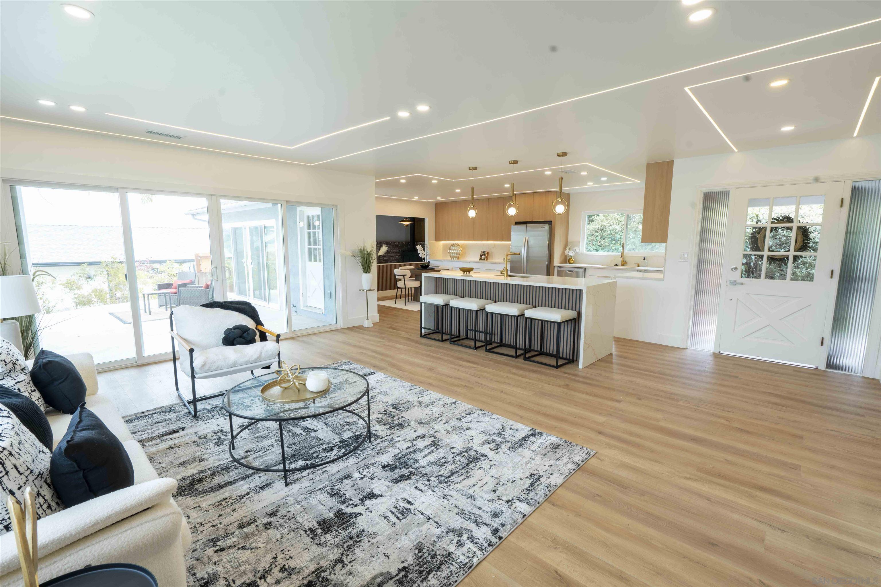 Detail Gallery Image 4 of 68 For 11078  Puebla Dr, La Mesa,  CA 91941 - 4 Beds | 2 Baths