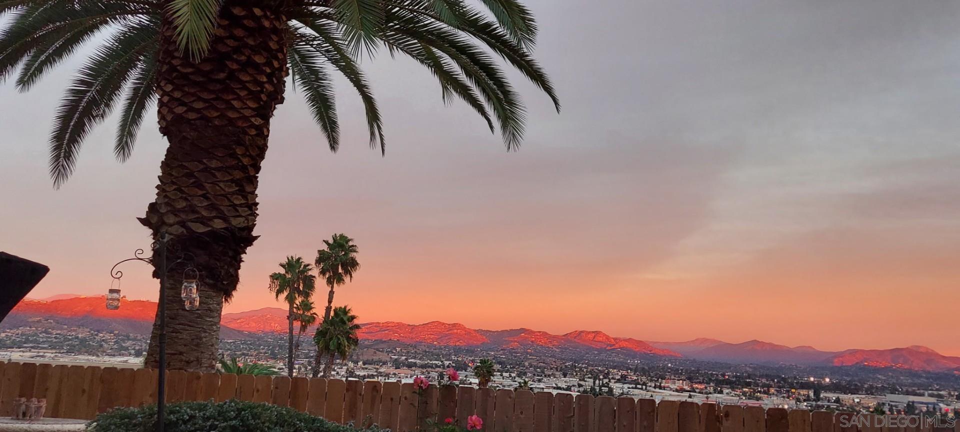 Detail Gallery Image 7 of 42 For 1623  Swallow Dr, El Cajon,  CA 92020 - 4 Beds | 2 Baths