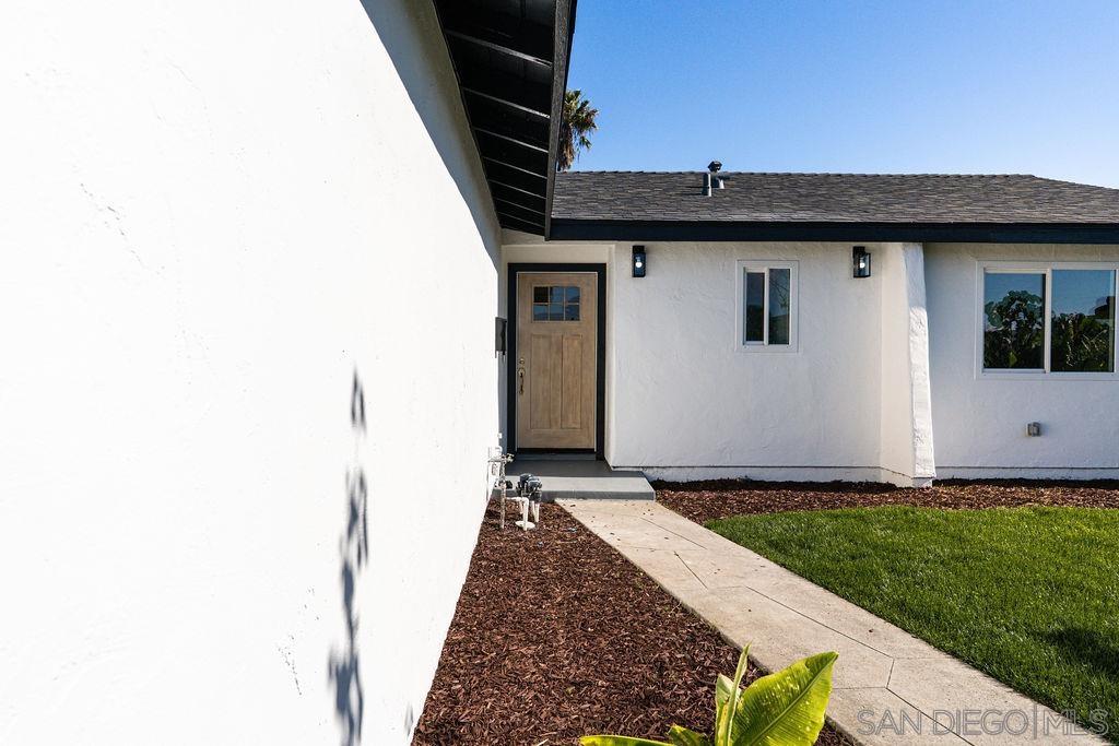 Detail Gallery Image 13 of 57 For 167 S Wedgewood Dr, San Diego,  CA 92114 - 3 Beds | 2 Baths