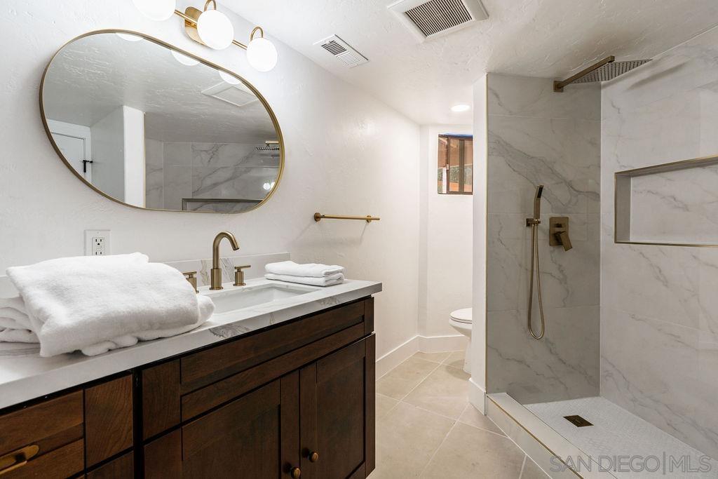 Detail Gallery Image 57 of 75 For 2606  Galicia Way, Carlsbad,  CA 92009 - 5 Beds | 3/1 Baths