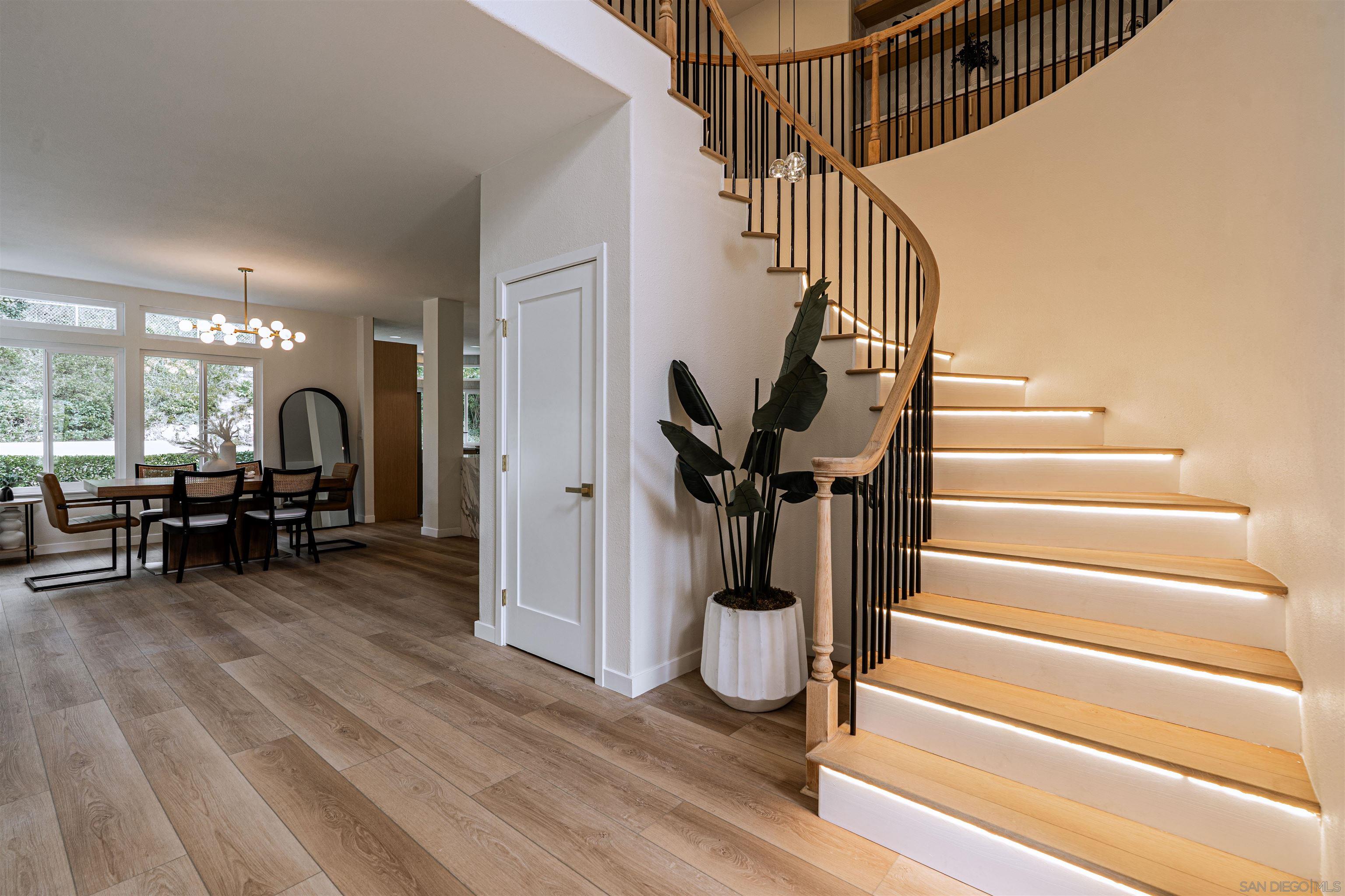 Detail Gallery Image 18 of 75 For 4436  Heritage Glen, San Diego,  CA 92130 - 5 Beds | 3/1 Baths