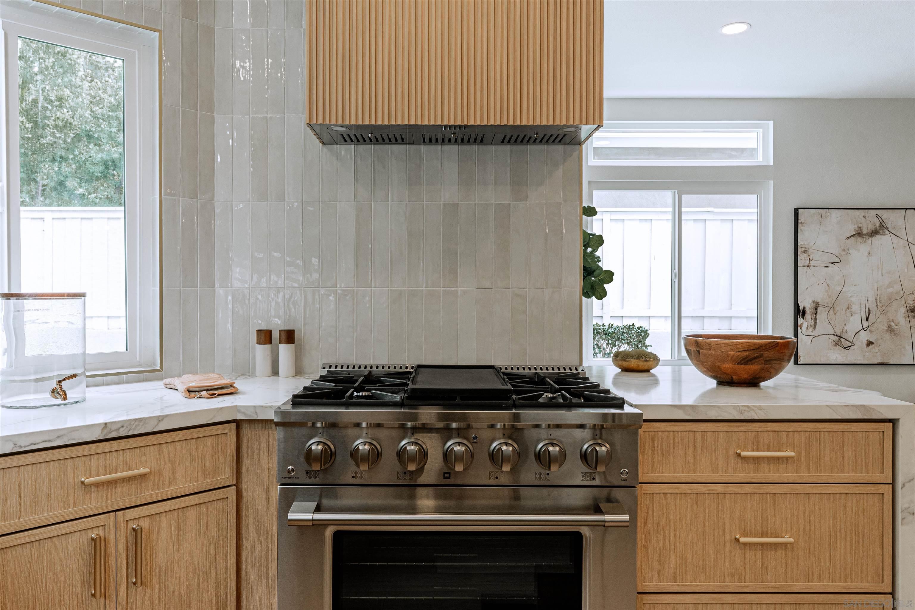 Detail Gallery Image 33 of 75 For 4436  Heritage Glen, San Diego,  CA 92130 - 5 Beds | 3/1 Baths