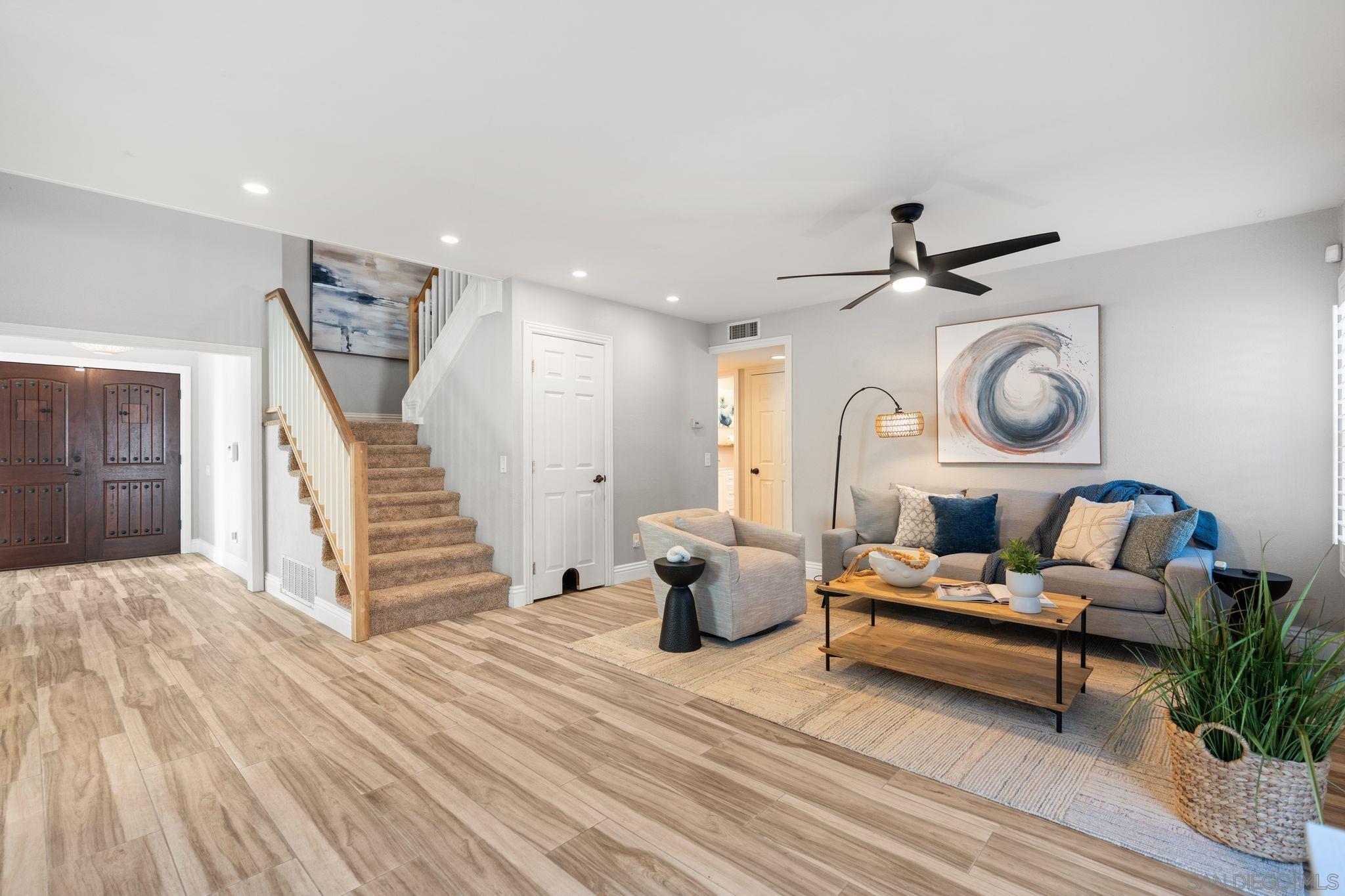 Detail Gallery Image 13 of 67 For 3576  Normandy, Oceanside,  CA 92056 - 5 Beds | 3 Baths