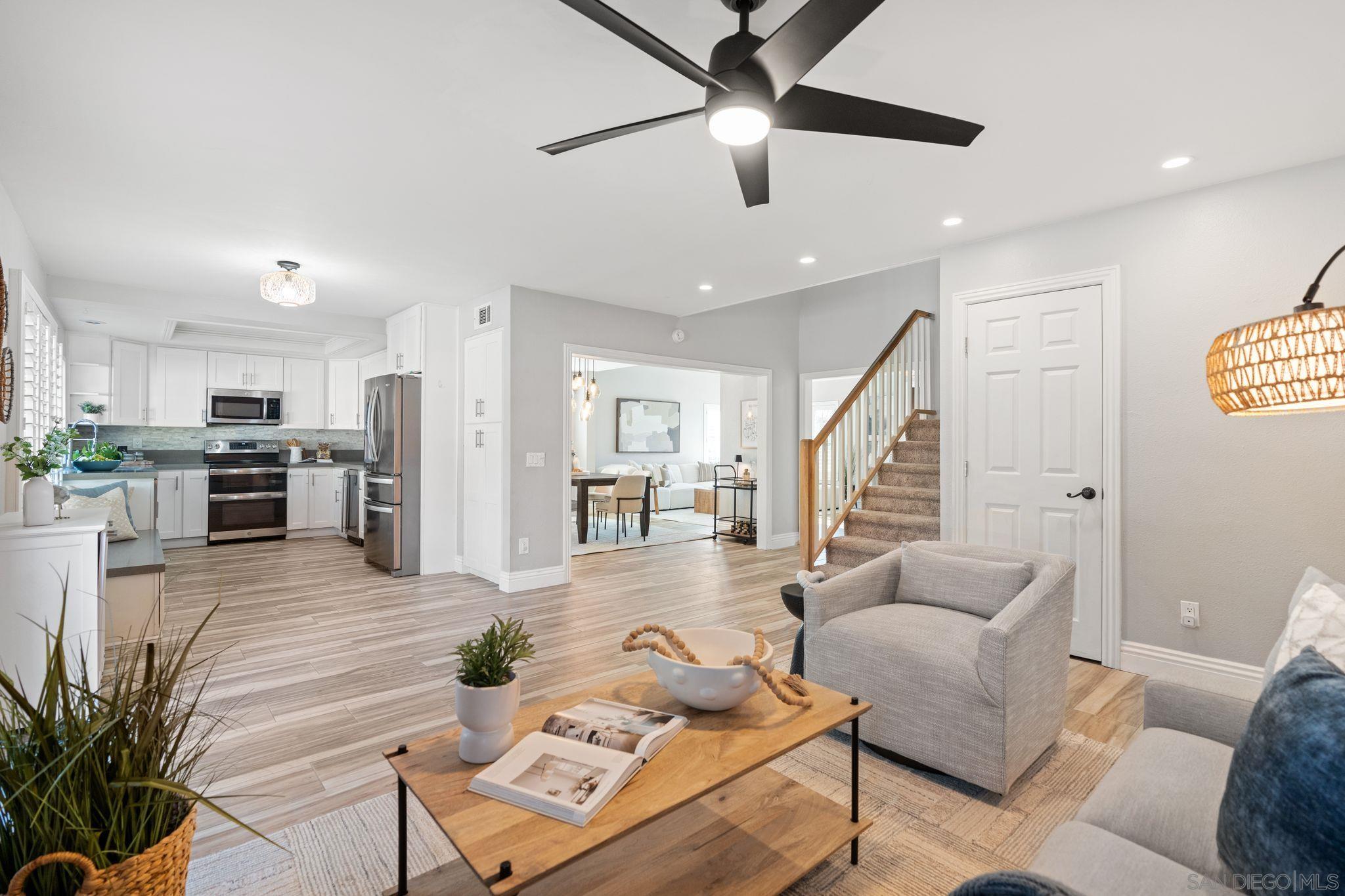 Detail Gallery Image 16 of 67 For 3576  Normandy, Oceanside,  CA 92056 - 5 Beds | 3 Baths