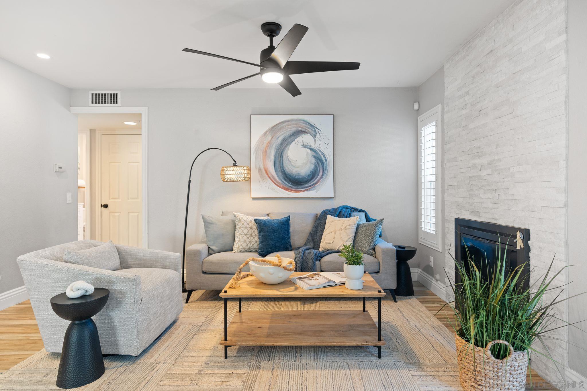 Detail Gallery Image 17 of 67 For 3576  Normandy, Oceanside,  CA 92056 - 5 Beds | 3 Baths