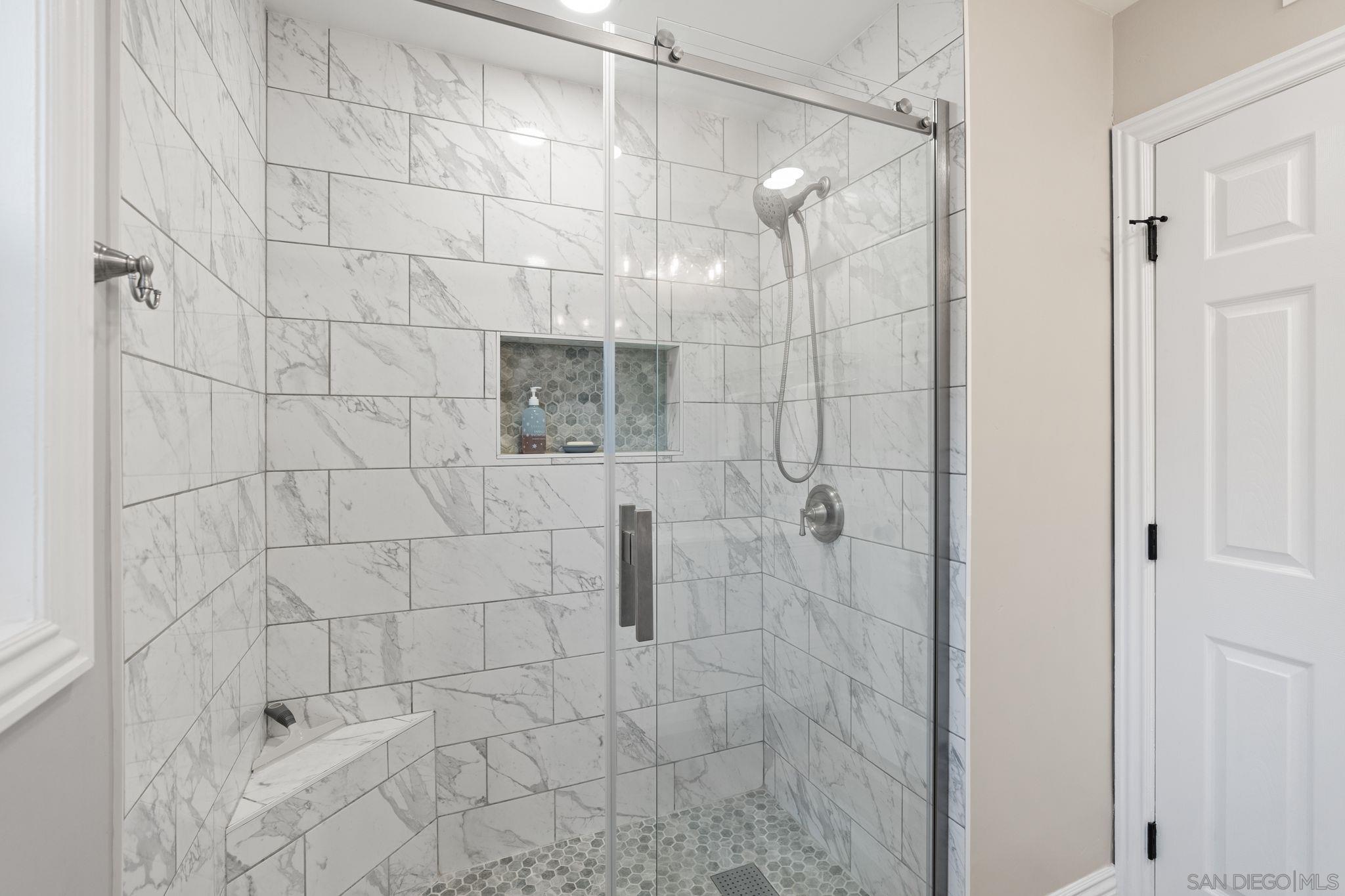 Detail Gallery Image 36 of 67 For 3576  Normandy, Oceanside,  CA 92056 - 5 Beds | 3 Baths