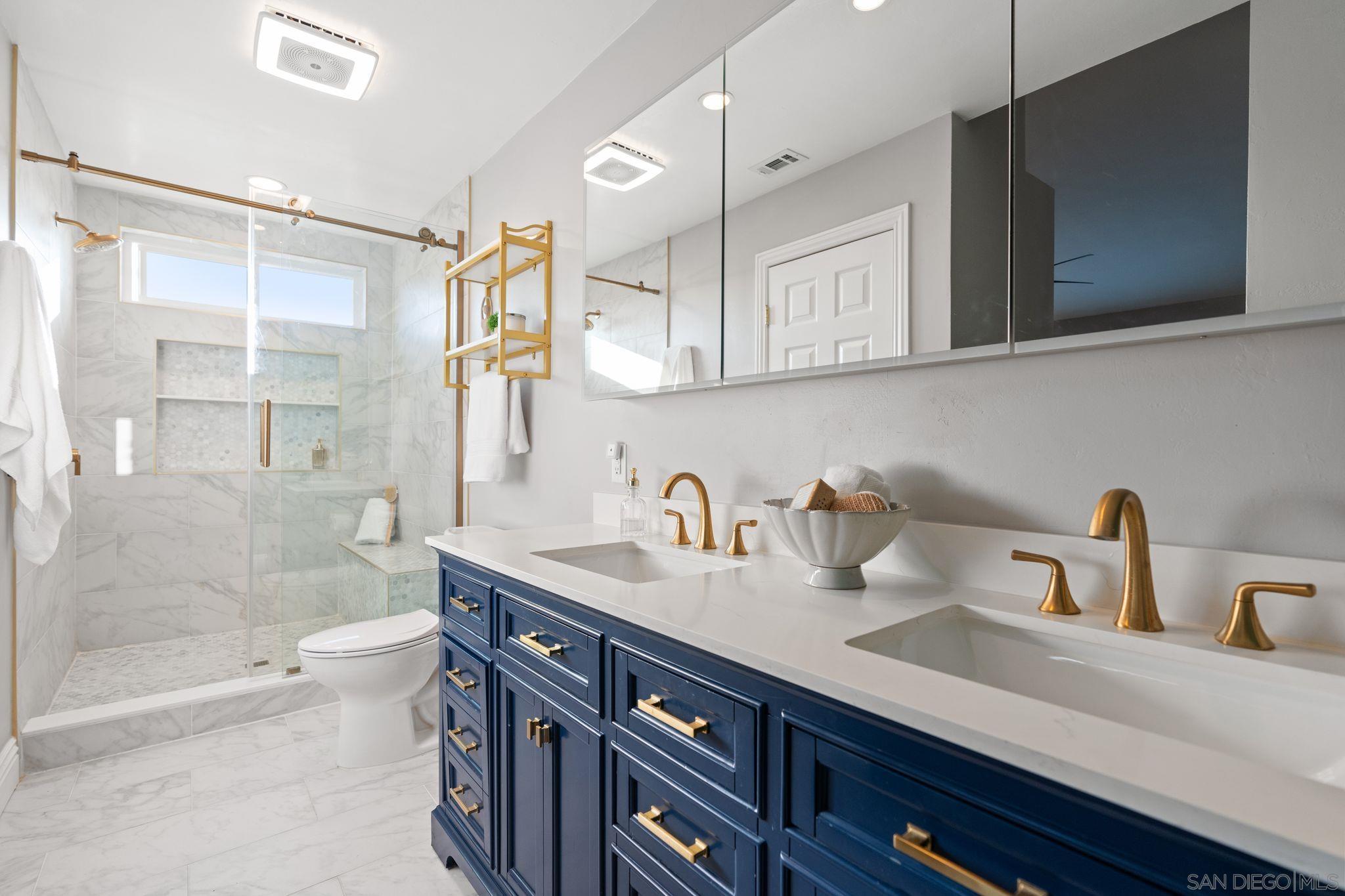 Detail Gallery Image 41 of 67 For 3576  Normandy, Oceanside,  CA 92056 - 5 Beds | 3 Baths