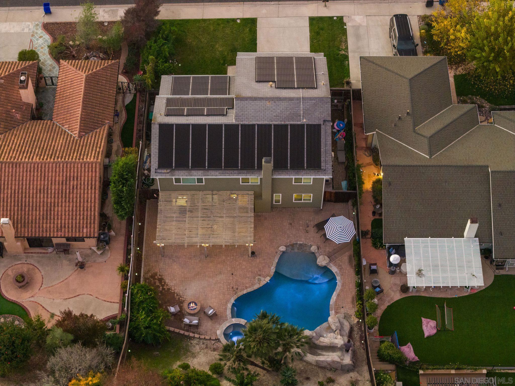 Detail Gallery Image 9 of 67 For 3576  Normandy, Oceanside,  CA 92056 - 5 Beds | 3 Baths