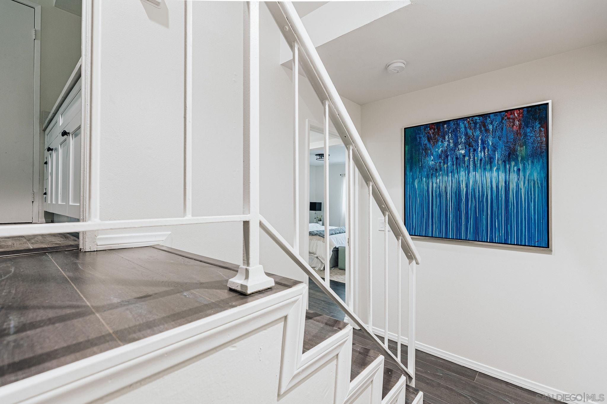 Detail Gallery Image 39 of 50 For 4652  Don Lorenzo Dr  a,  Los Angeles,  CA 90008 - 3 Beds | 3 Baths