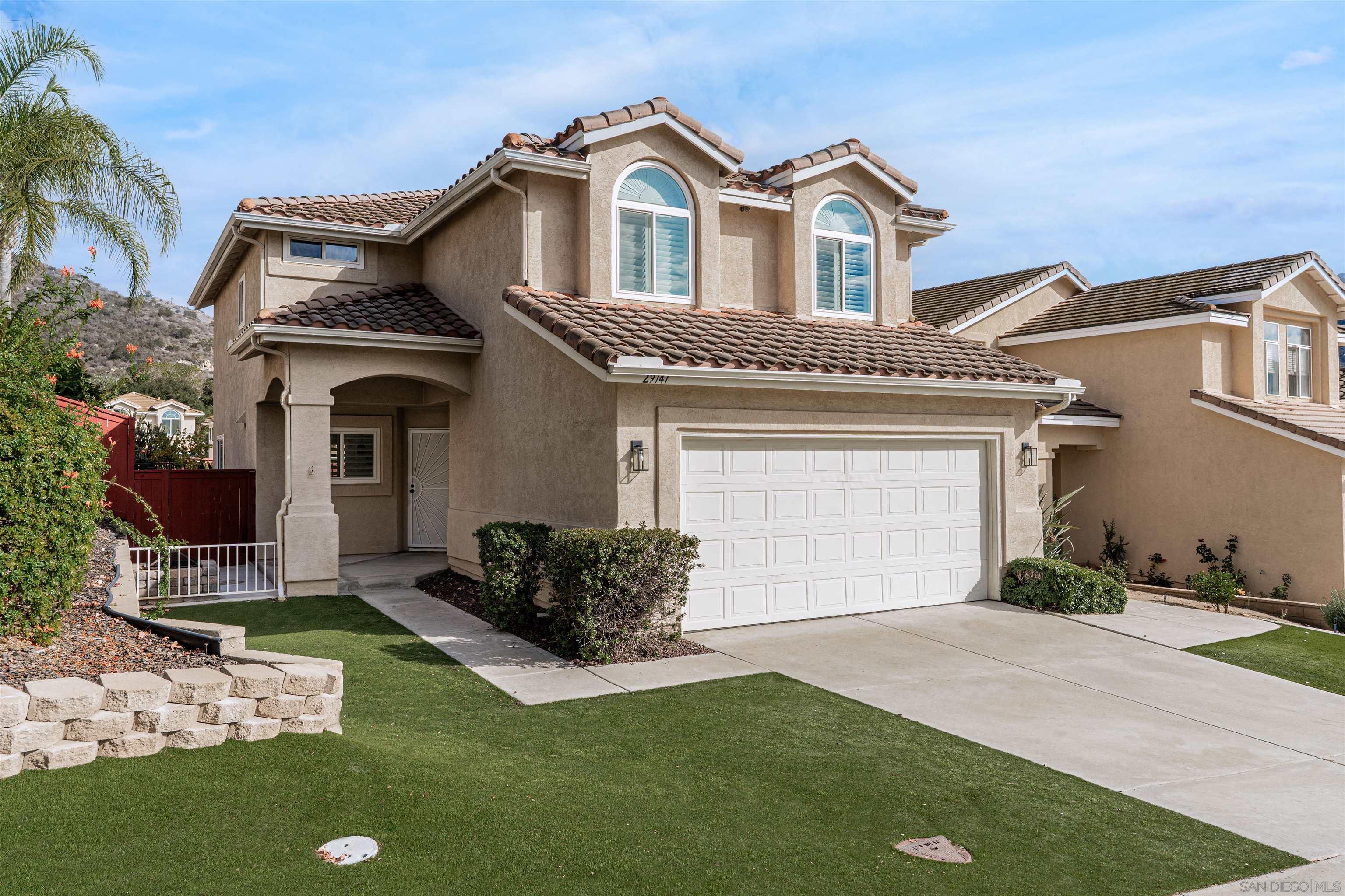 Front Image Thumbnail for SD250045934