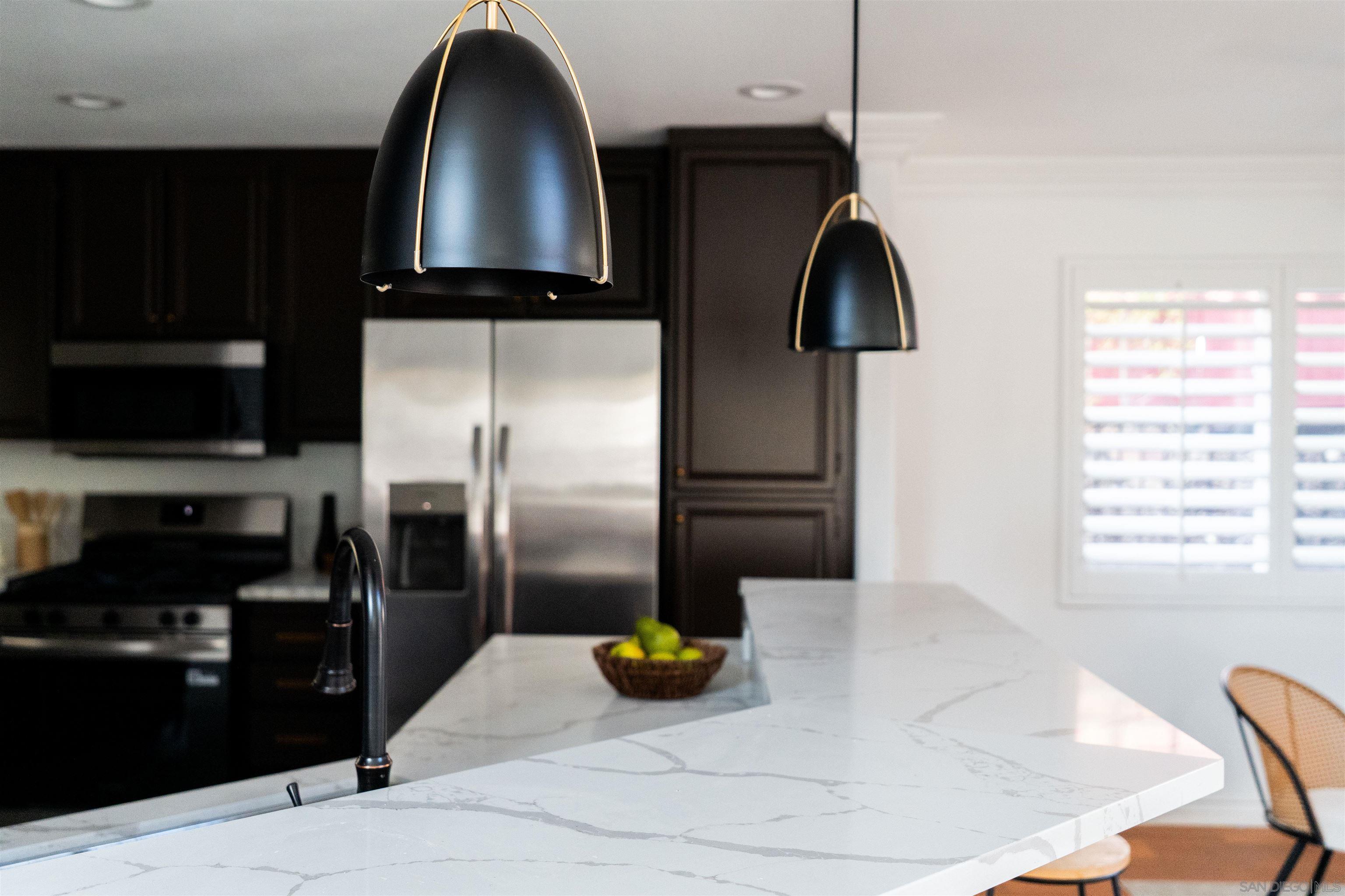 Detail Gallery Image 18 of 65 For 29747  Circle R Ct, Escondido,  CA 92026 - 3 Beds | 2/1 Baths