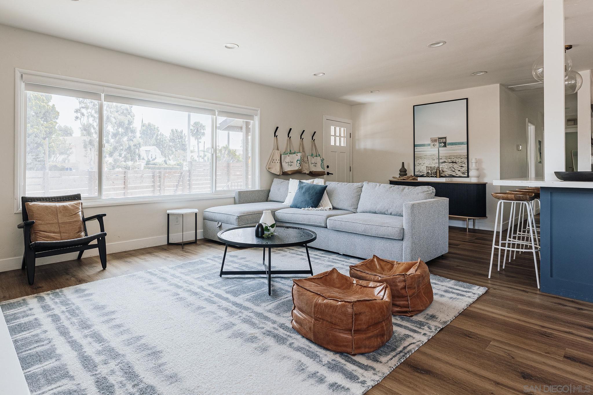 Detail Gallery Image 11 of 73 For 3805  Atascadero Dr, San Diego,  CA 92107 - 3 Beds | 2 Baths