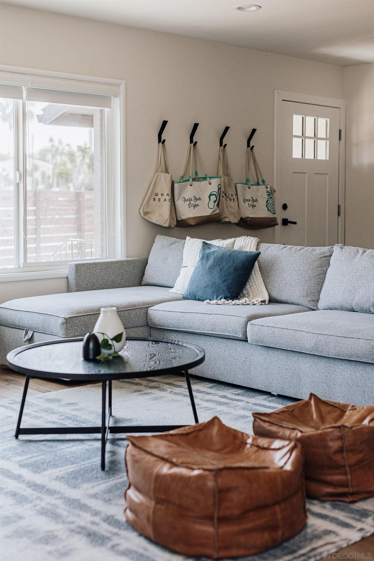 Detail Gallery Image 64 of 73 For 3805  Atascadero Dr, San Diego,  CA 92107 - 3 Beds | 2 Baths