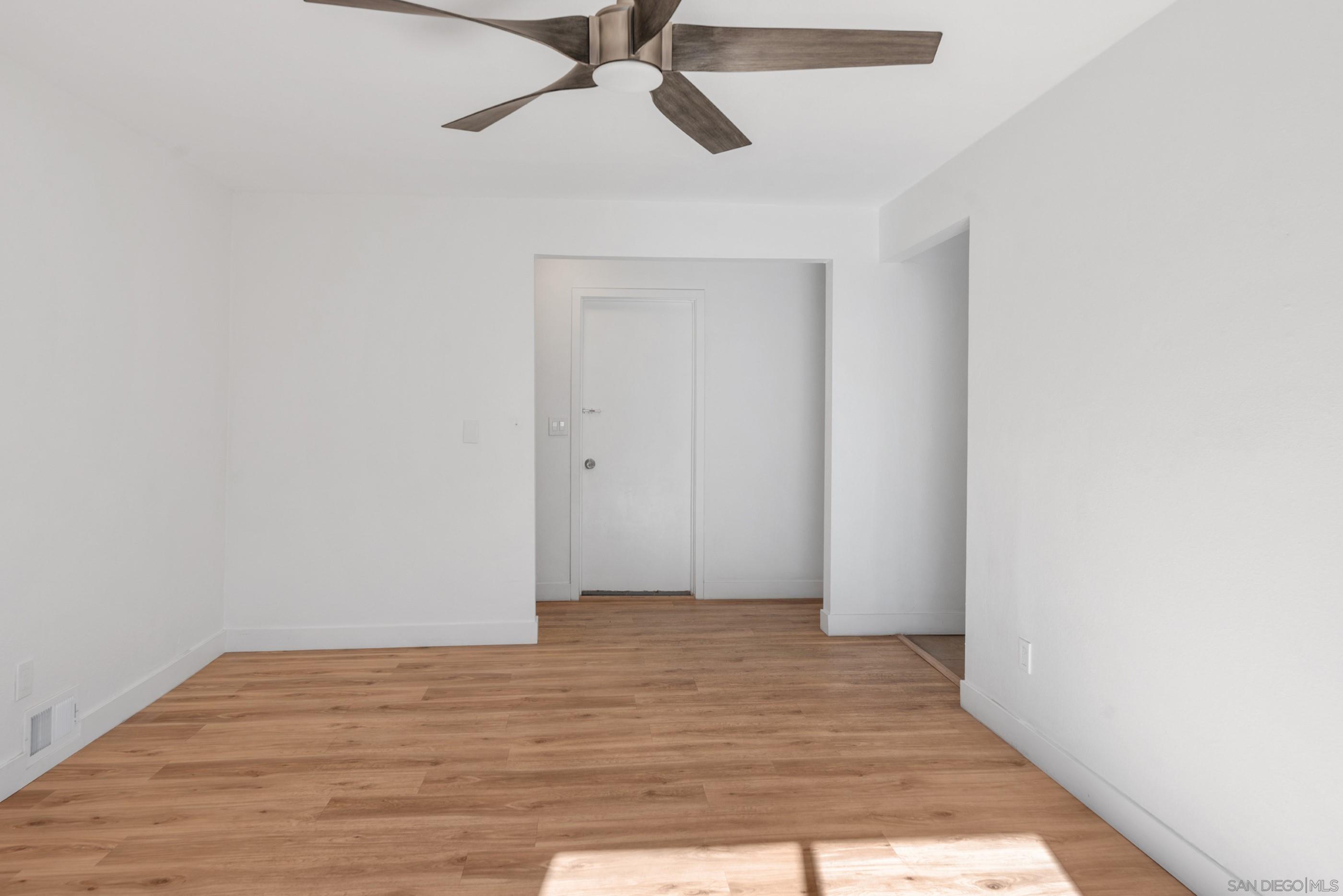 Detail Gallery Image 12 of 38 For 628  Paraiso Ave, Spring Valley,  CA 91977 - 3 Beds | 2/1 Baths