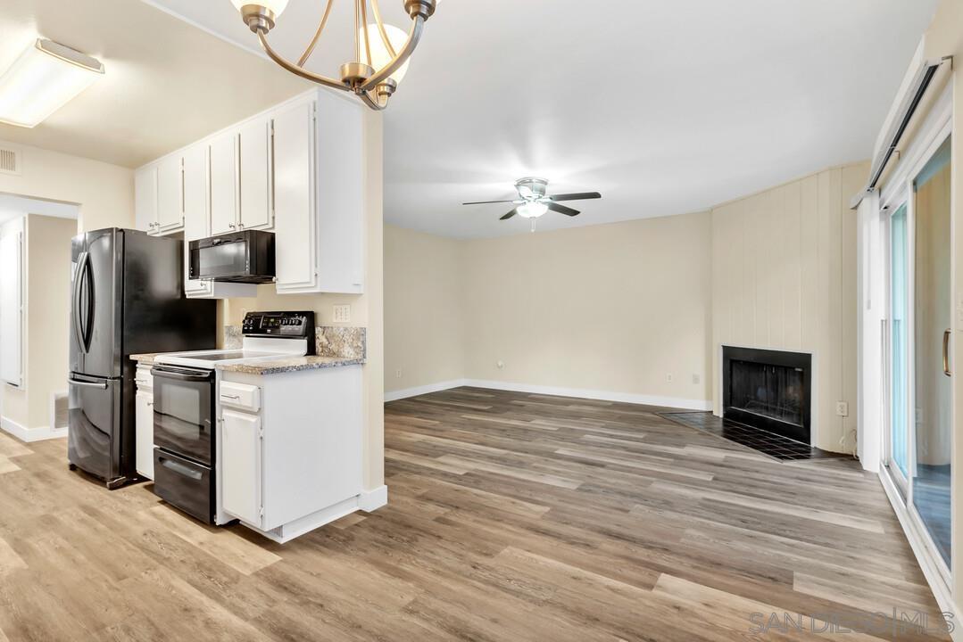 Detail Gallery Image 12 of 27 For 450  W Vermont Ave 105, Escondido,  CA 92025 - 1 Beds | 1 Baths