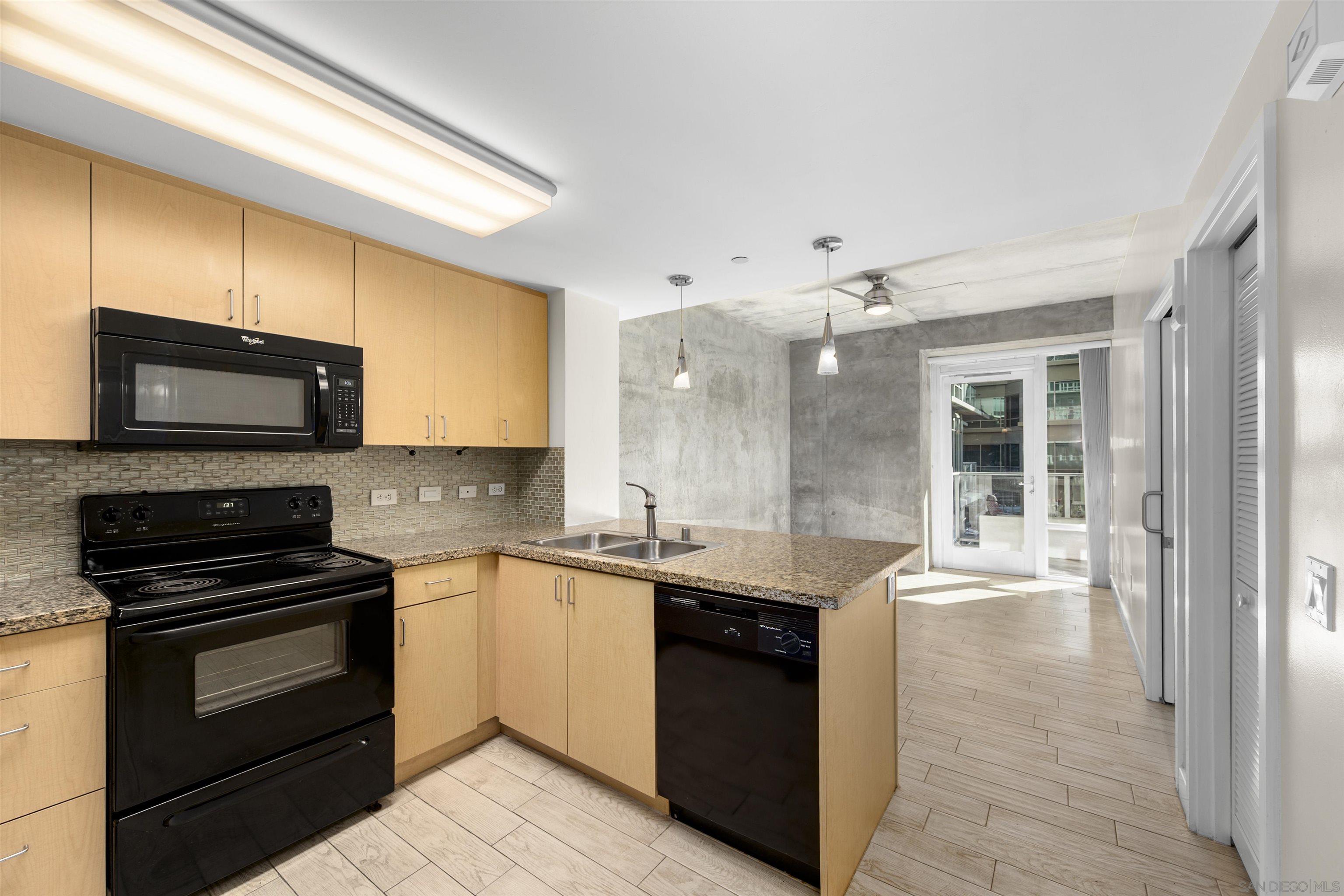 Front Image Thumbnail for SD250045939