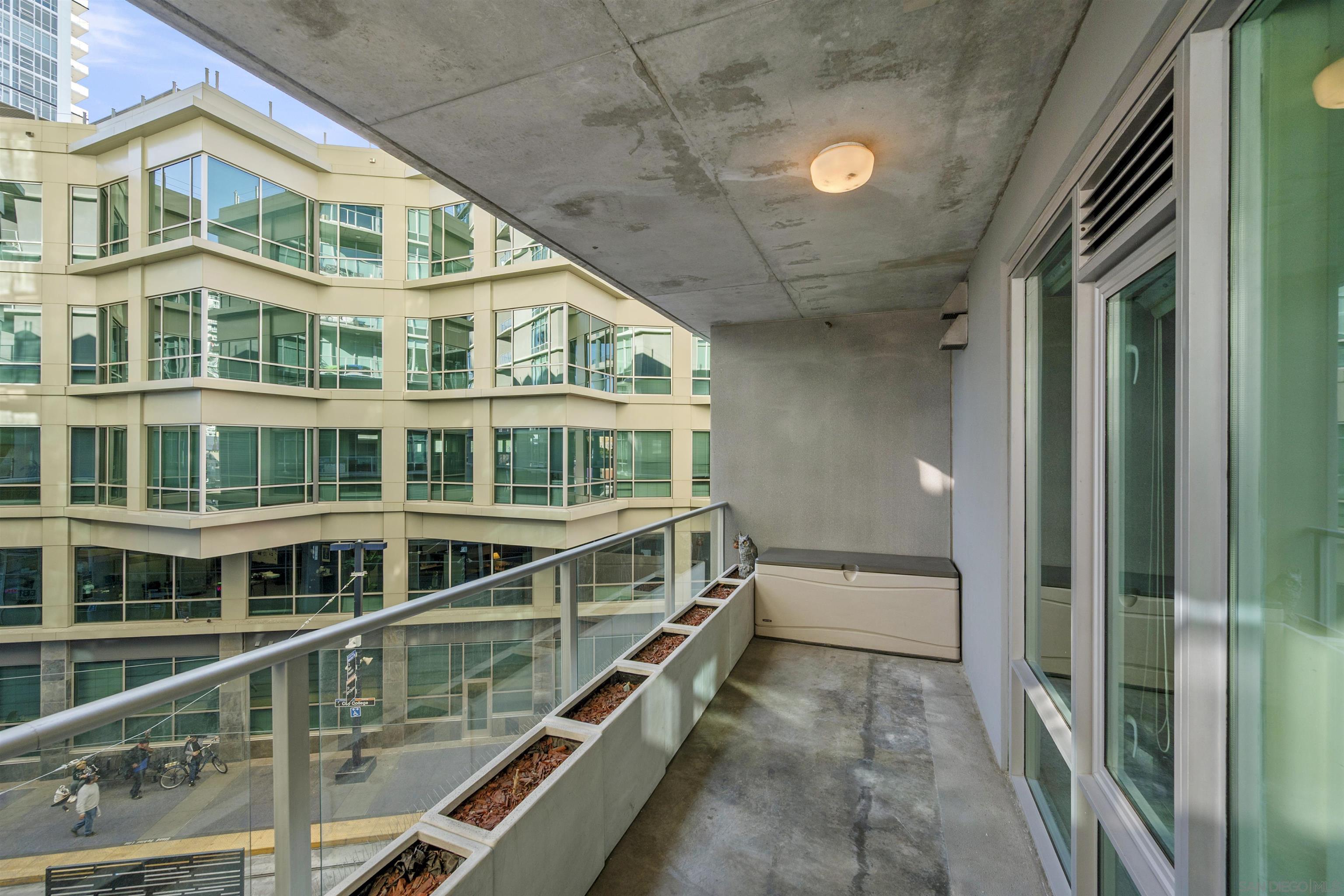 Detail Gallery Image 15 of 28 For 1080  Park Blvd  #303,  San Diego,  CA 92101 - 1 Beds | 1 Baths