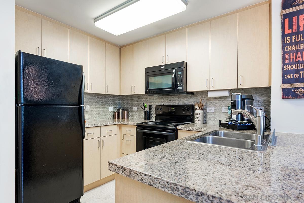 Detail Gallery Image 3 of 28 For 1080  Park Blvd  #303,  San Diego,  CA 92101 - 1 Beds | 1 Baths