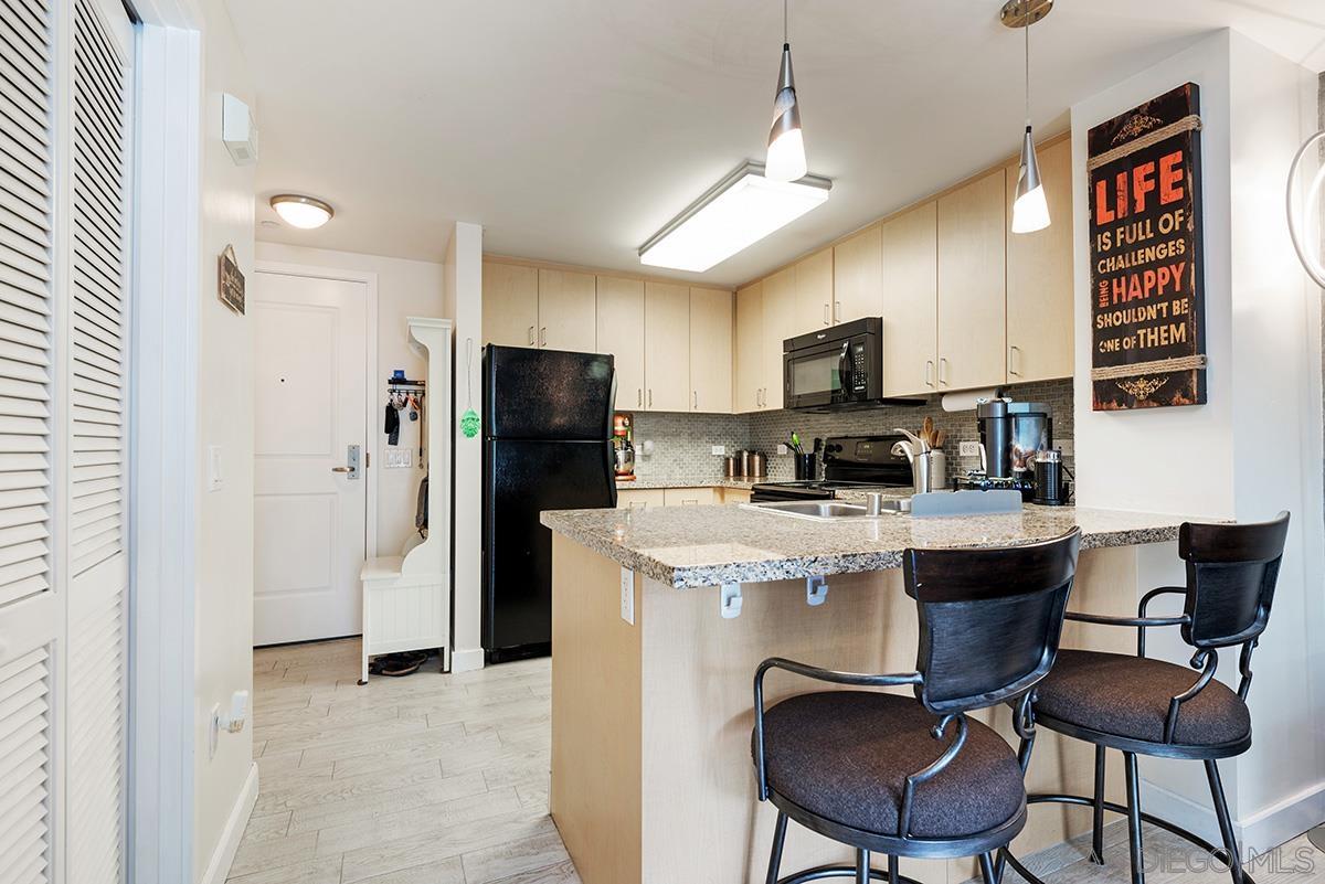 Detail Gallery Image 4 of 28 For 1080  Park Blvd  #303,  San Diego,  CA 92101 - 1 Beds | 1 Baths