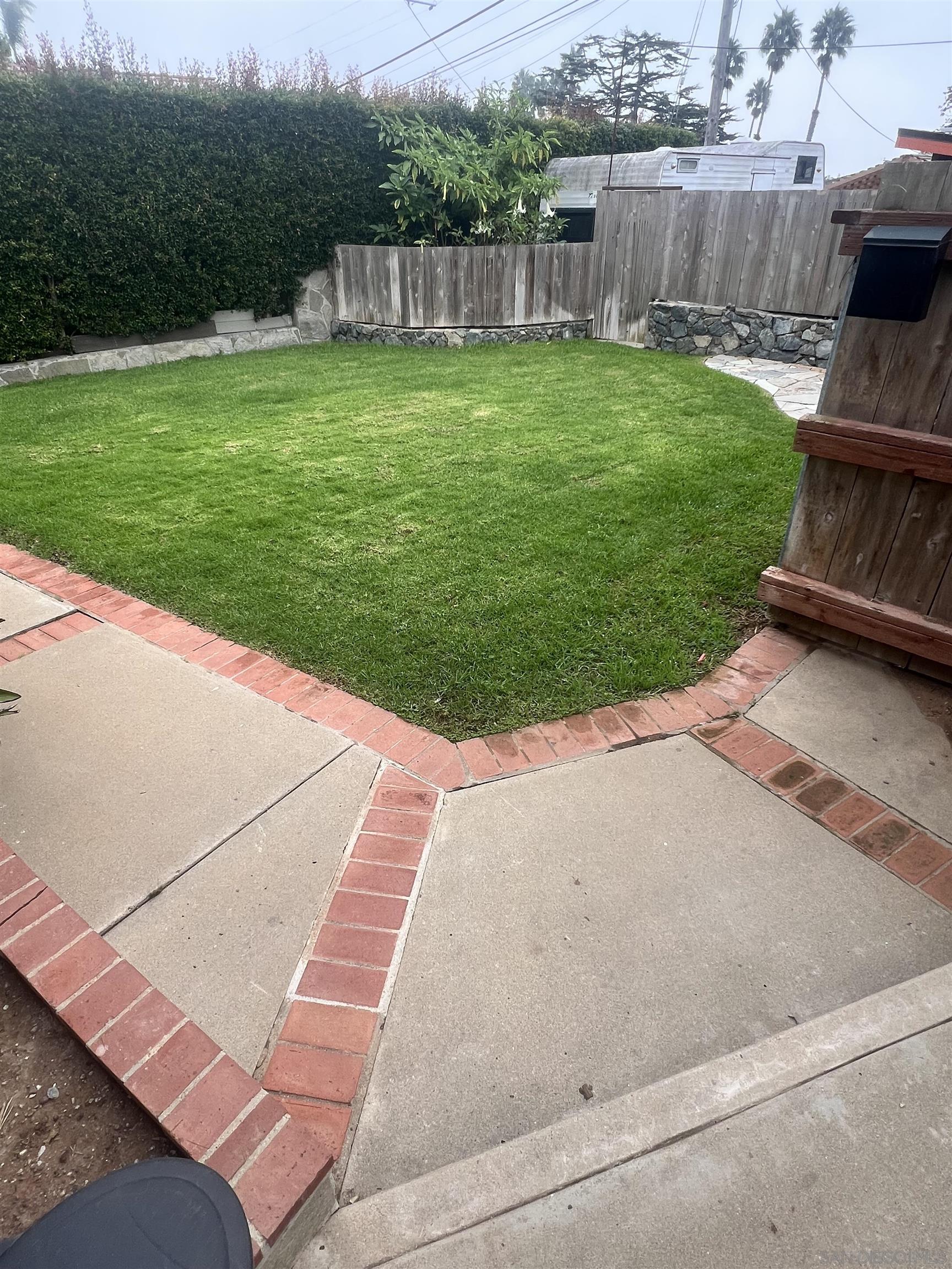 Detail Gallery Image 6 of 34 For 1065  Moana Dr, San Diego,  CA 92107 - 3 Beds | 2 Baths