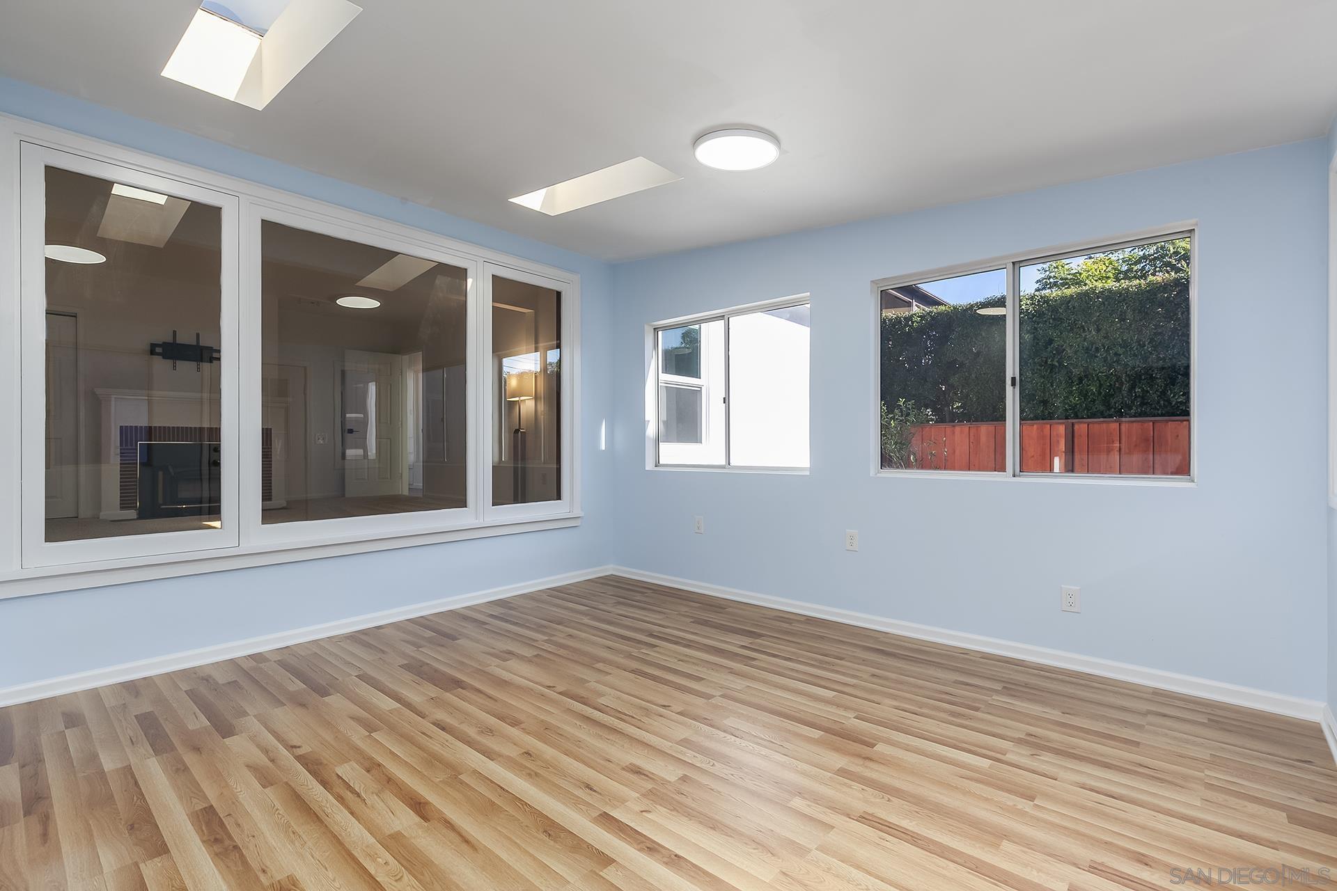 Detail Gallery Image 33 of 70 For 4445  Coronado Ave, San Diego,  CA 92107 - – Beds | – Baths