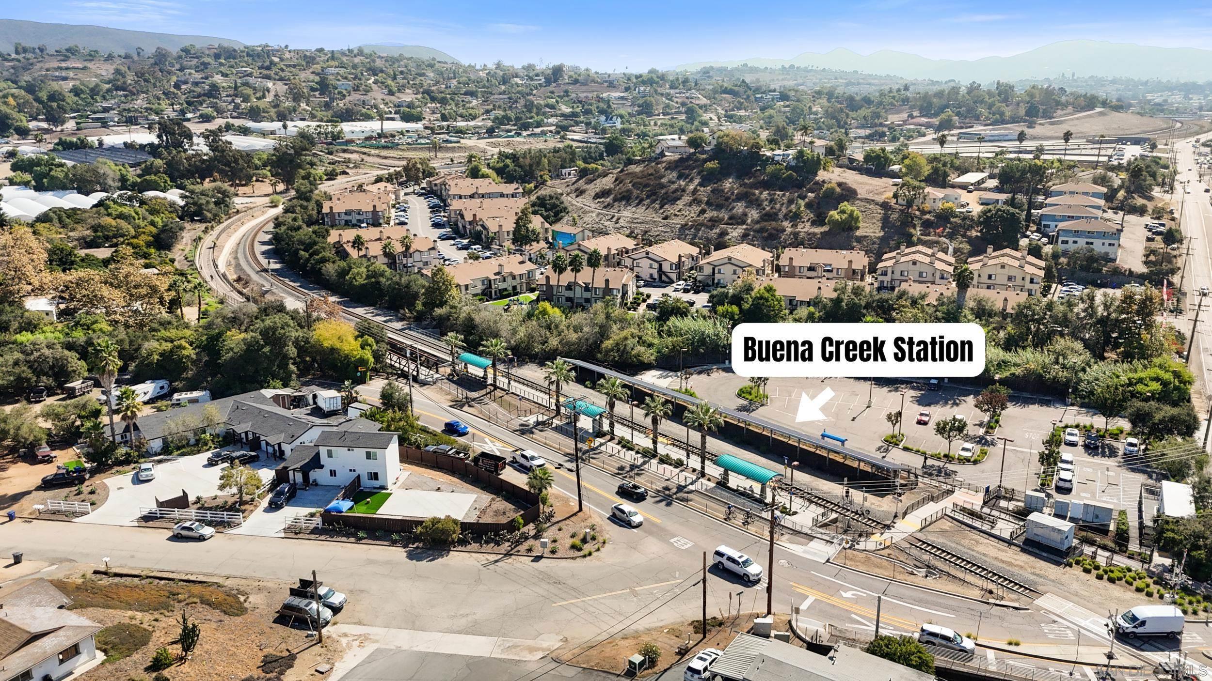 Detail Gallery Image 4 of 25 For 1724 S Santa Fe Ave, Vista,  CA 92084 - 3 Beds | 2 Baths