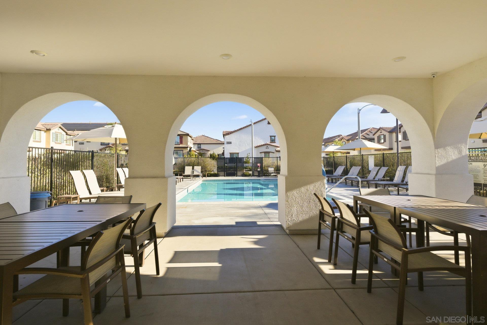 Detail Gallery Image 18 of 22 For 24120  Dolcetto Ave  #804,  Murrieta,  CA 92562 - 3 Beds | 2/1 Baths